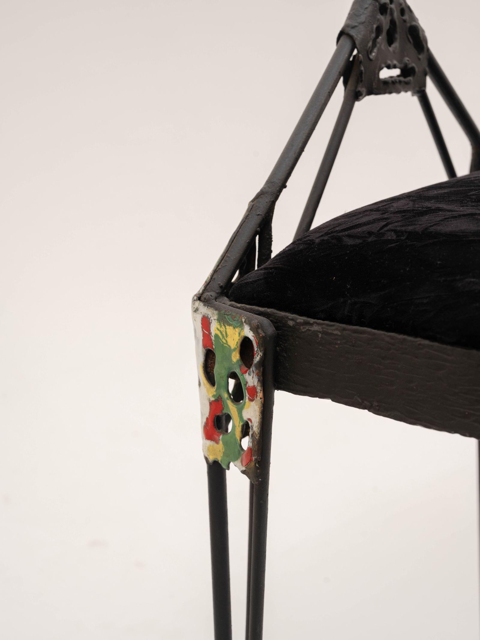 Hand-Carved Pair of Iron Chairs by the Artist Ugo Trevisan 1960s, Mid-Century Italian design For Sale