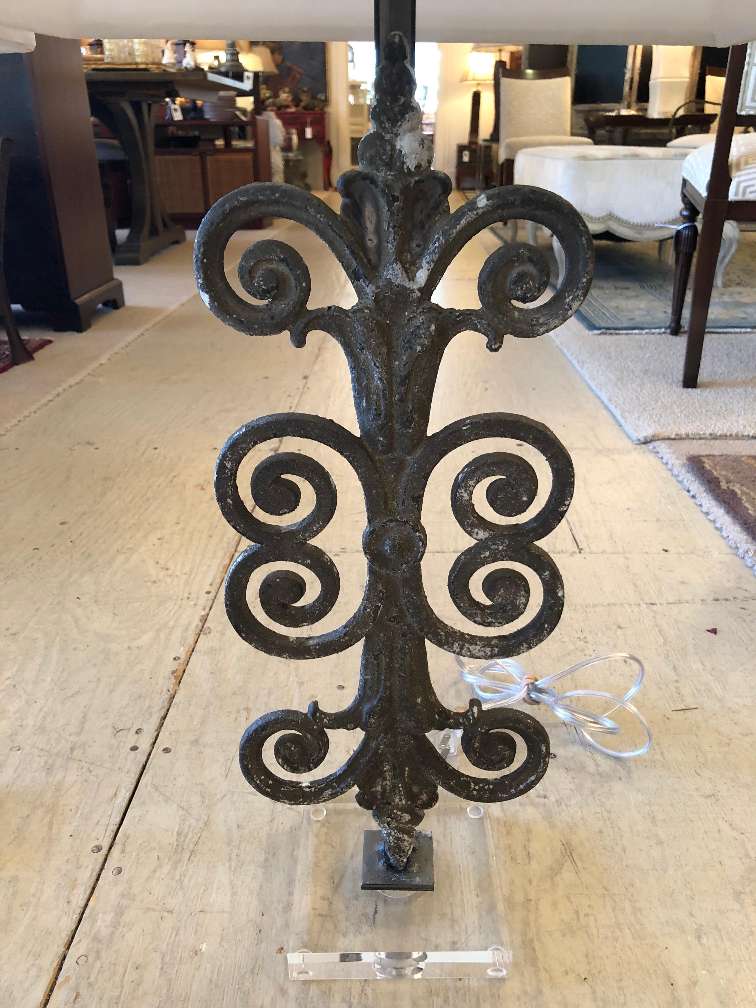 Pair of Iron Curlicue Filigree Table Lamps In Distressed Condition For Sale In Hopewell, NJ