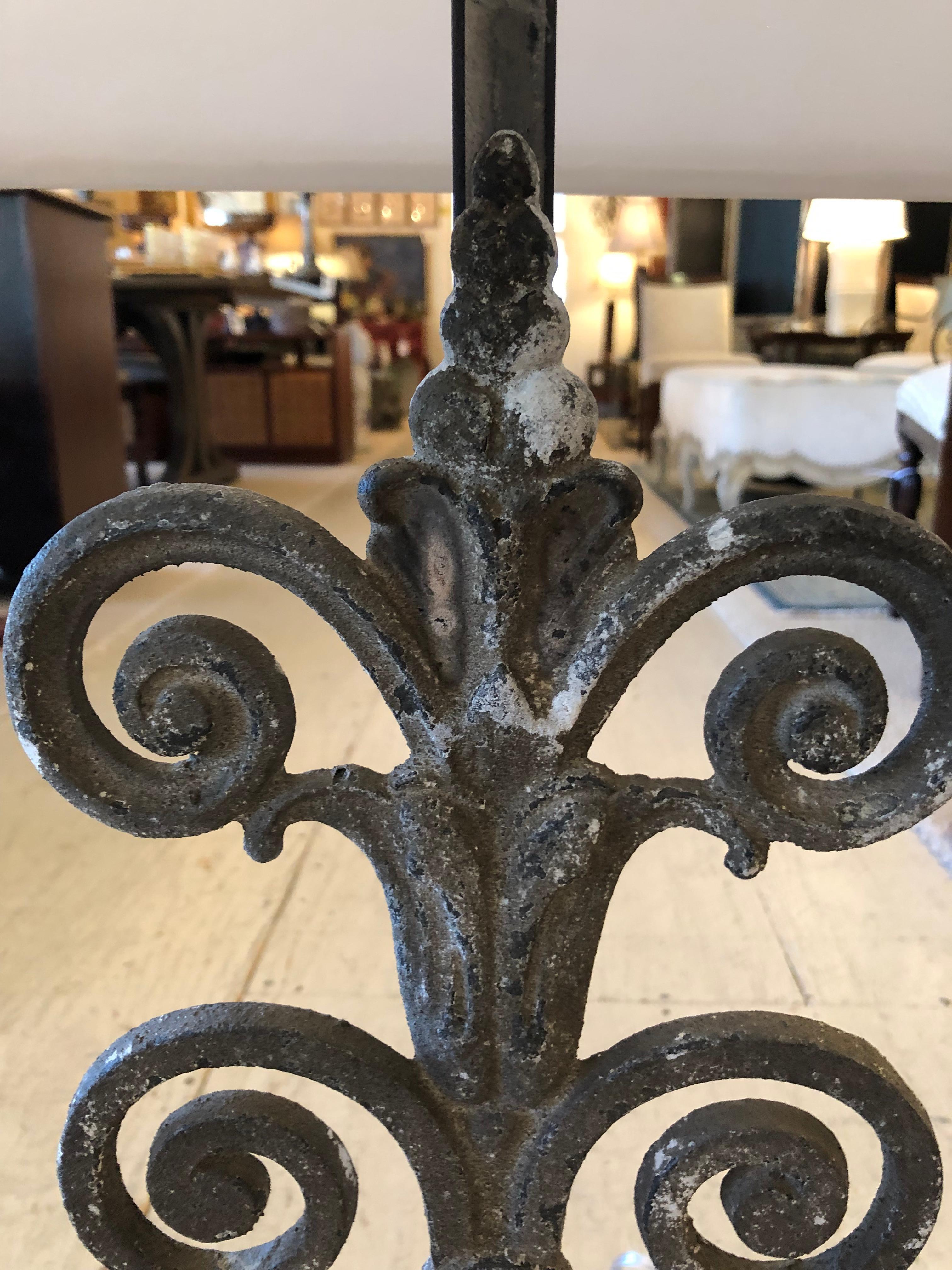 Contemporary Pair of Iron Curlicue Filigree Table Lamps For Sale