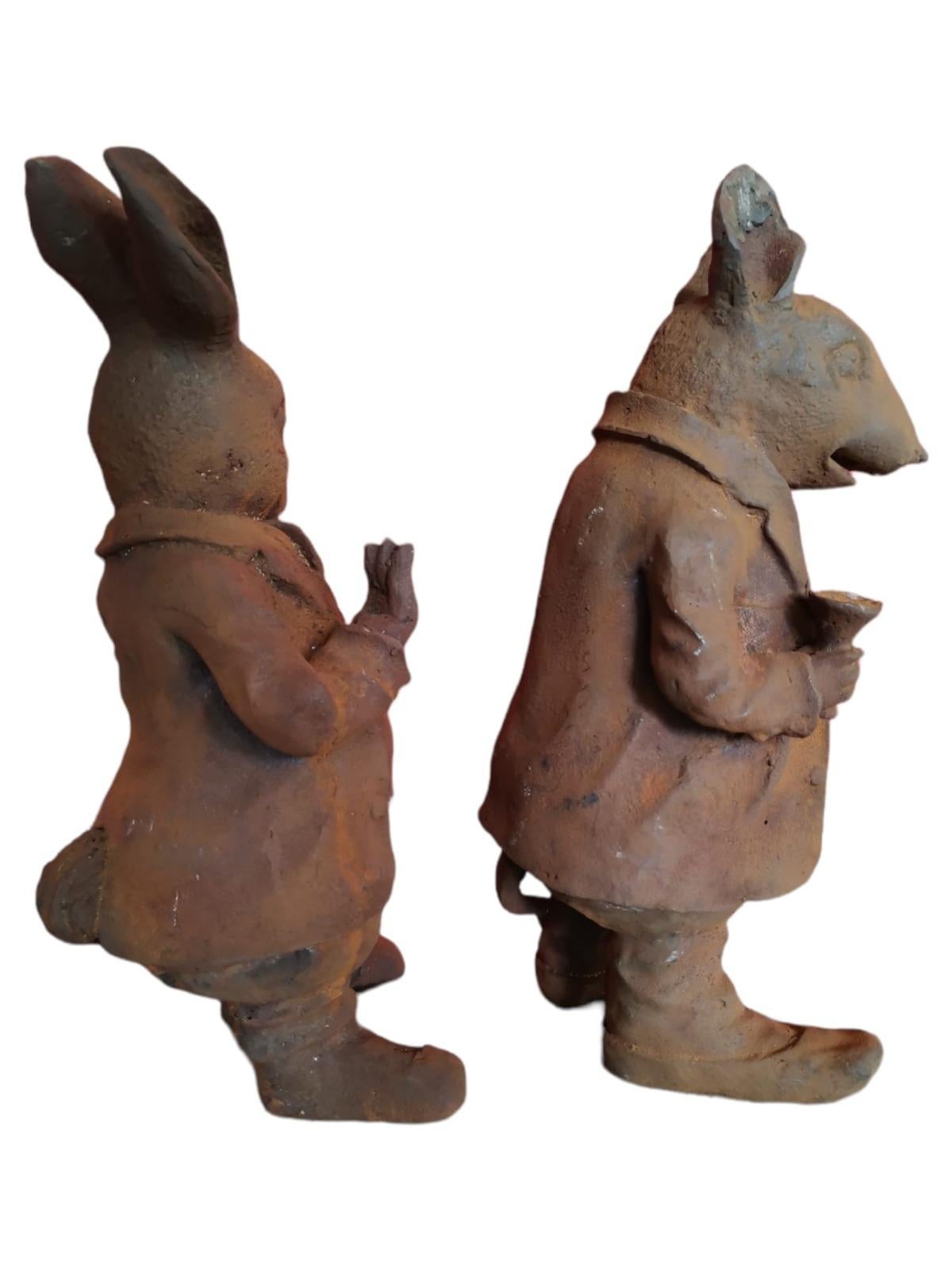 Moderno Coppia di figure in ferro. Figure da giardino anni '50 XX secolo in vendita