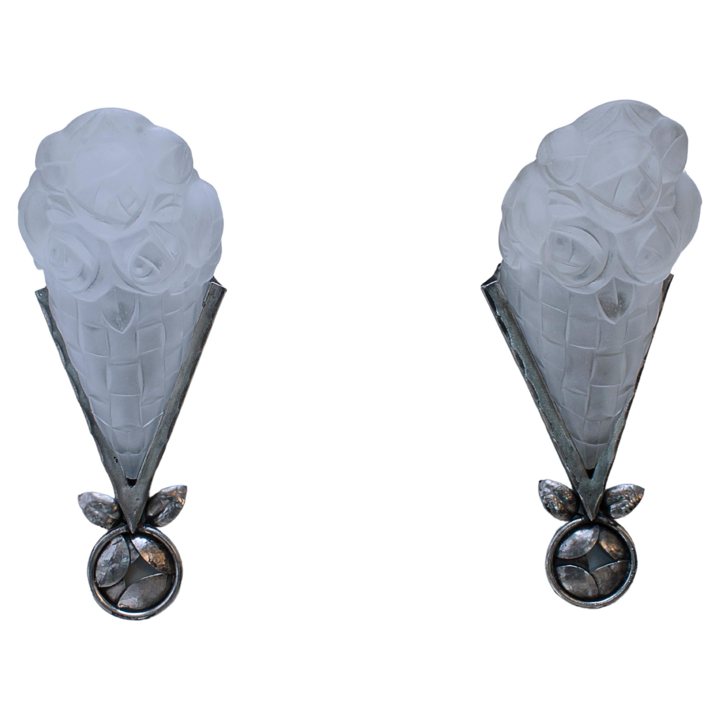 Pair of iron sconces by David Gueron Degue For Sale