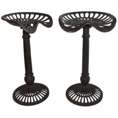 Paire de tabourets de bar en fer à siège de tracteur