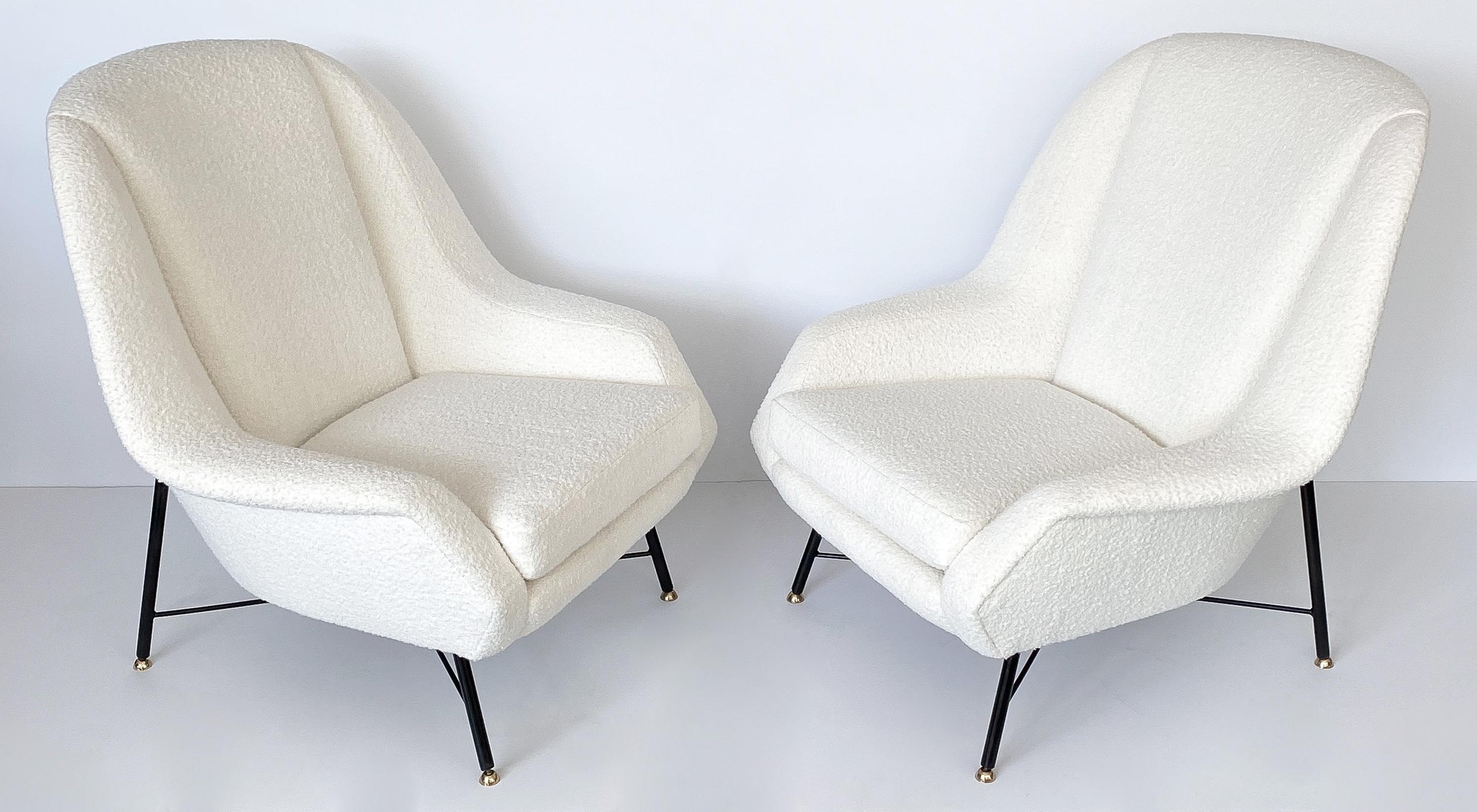 Mid-20th Century Pair of Isa Bergamo Lounge Chairs in Italian Boucle