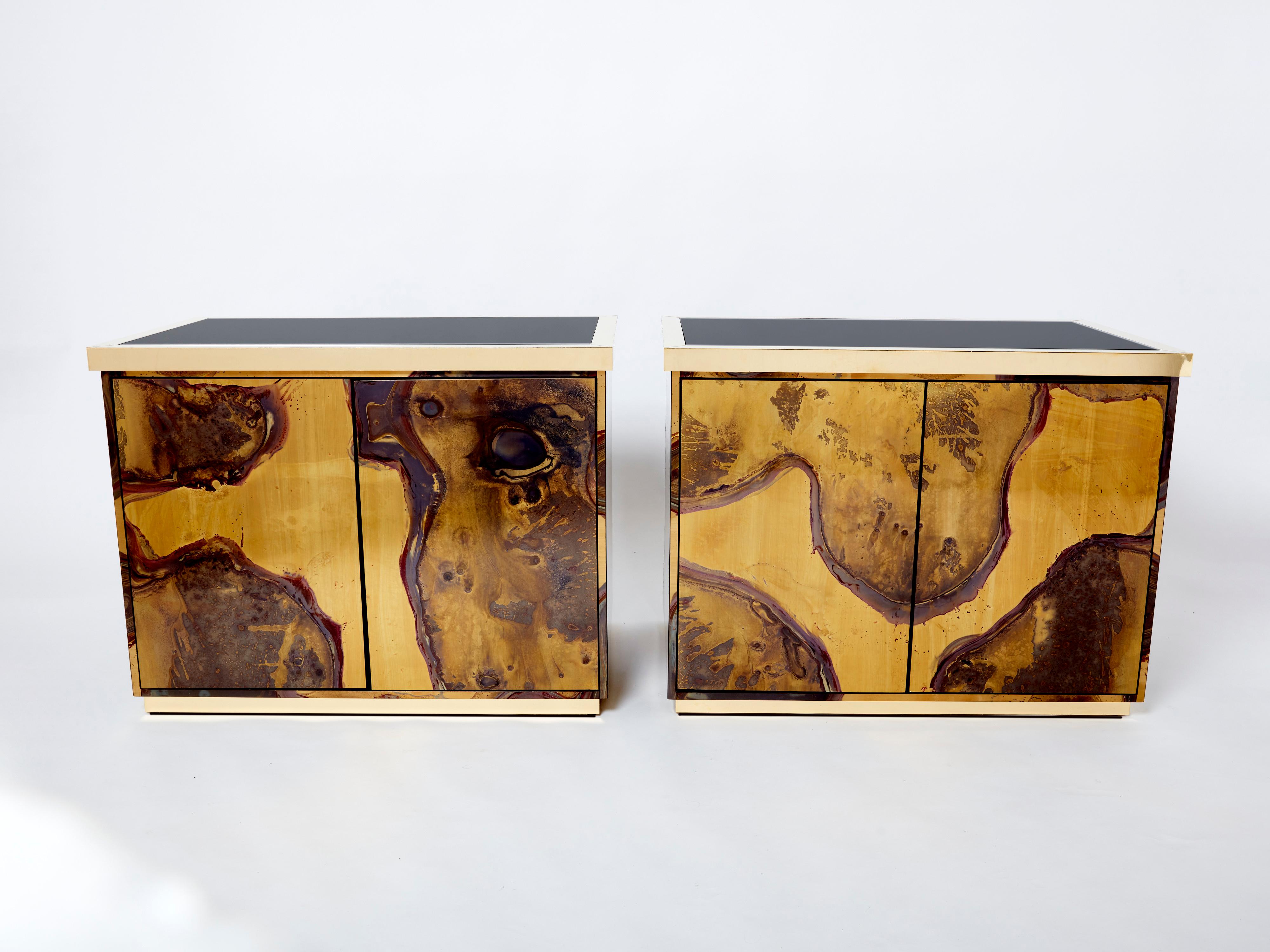 Pareja de aparadores de latón oxidado Isabelle Faure y Richard Faure Años 70 Moderno de mediados de siglo en venta