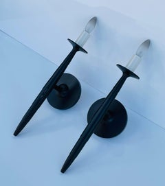 Coppia di lampade Isabelle con finitura in bronzo strofinato di Marian Jamieson