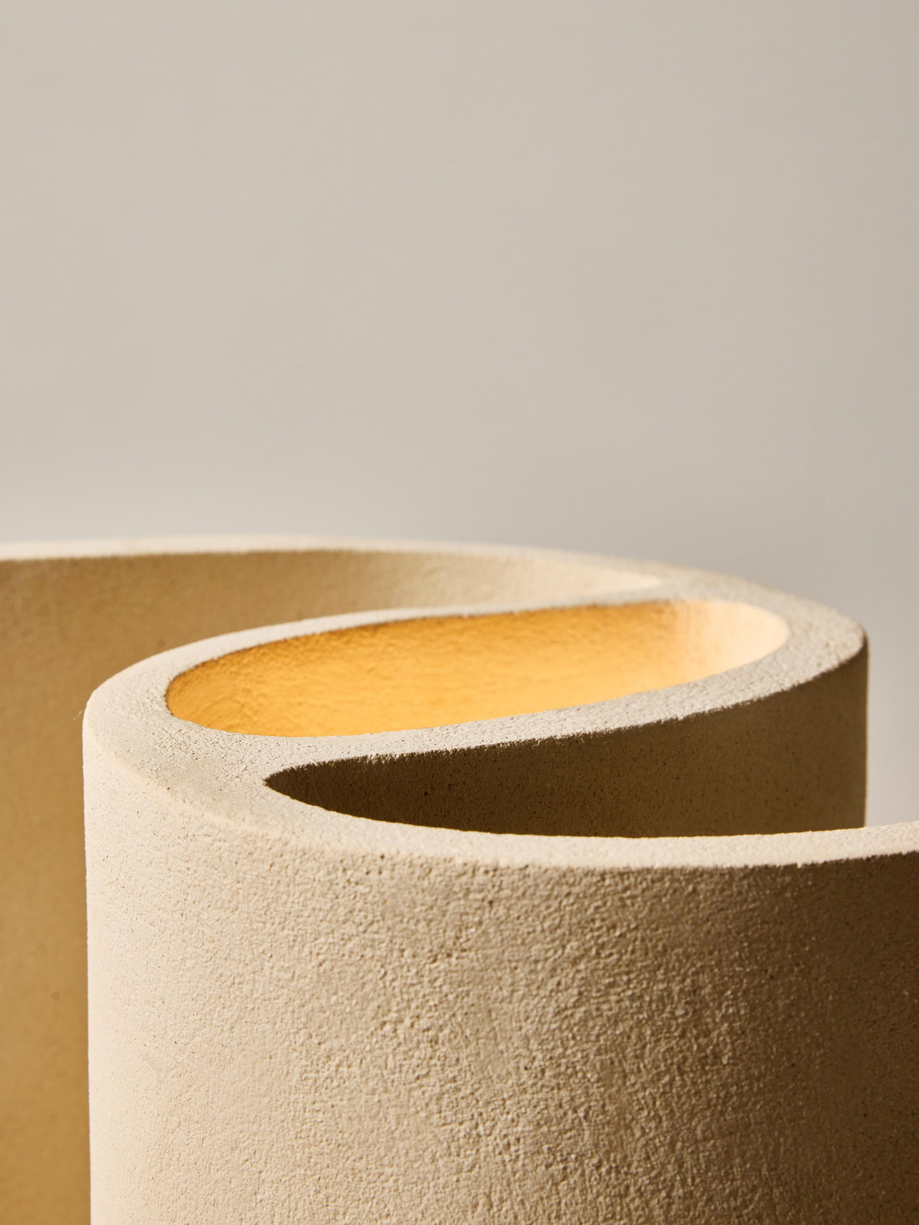 Ein Paar ISIA-Keramik-Tischlampen von Marie Fekroun für Glustin Luminaire im Angebot 2