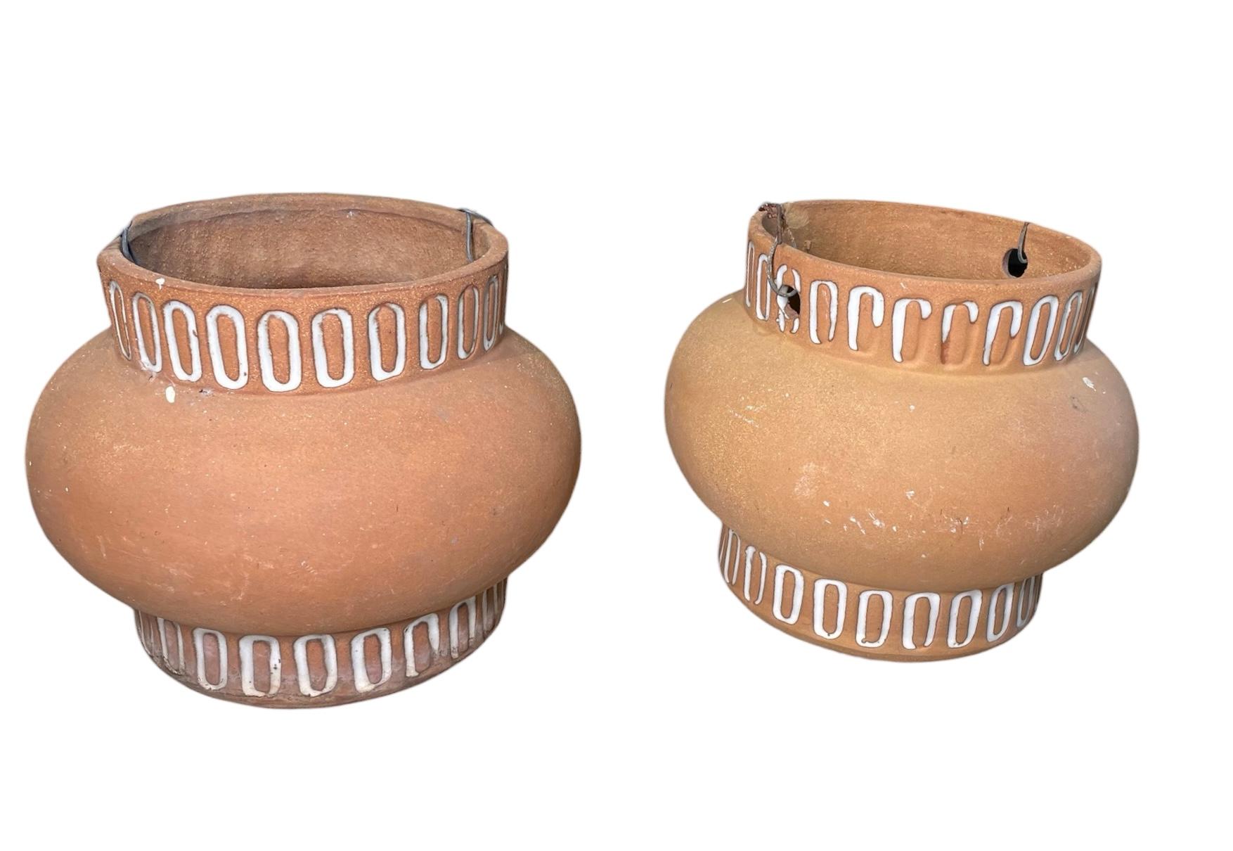 Pair of Isla Del Sol Terracotta Hanging Planters For Sale 8