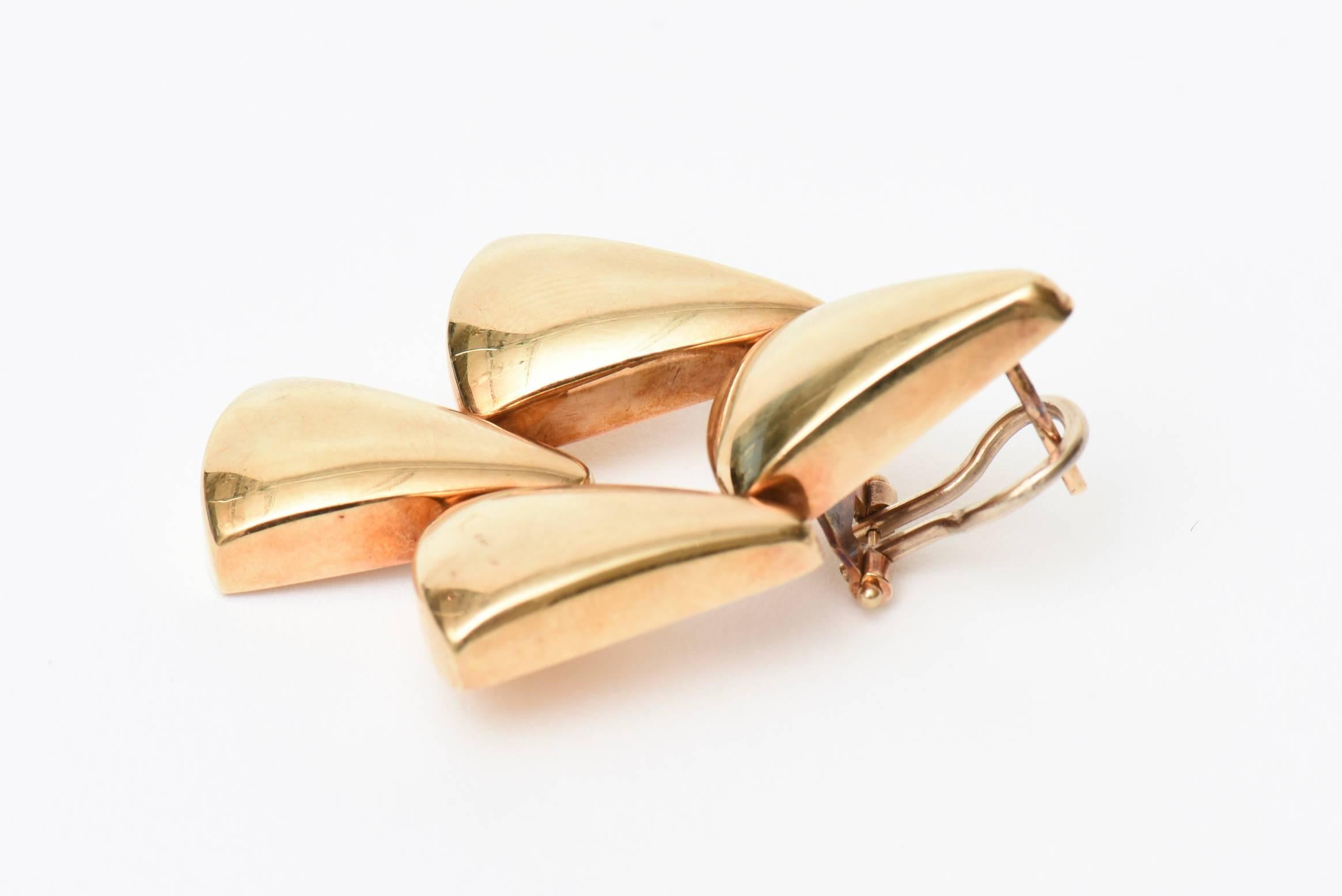 14 Karat Gold Pierced Lever Back Chandelier Sculptural Earrings Italian Vintage For Sale 1