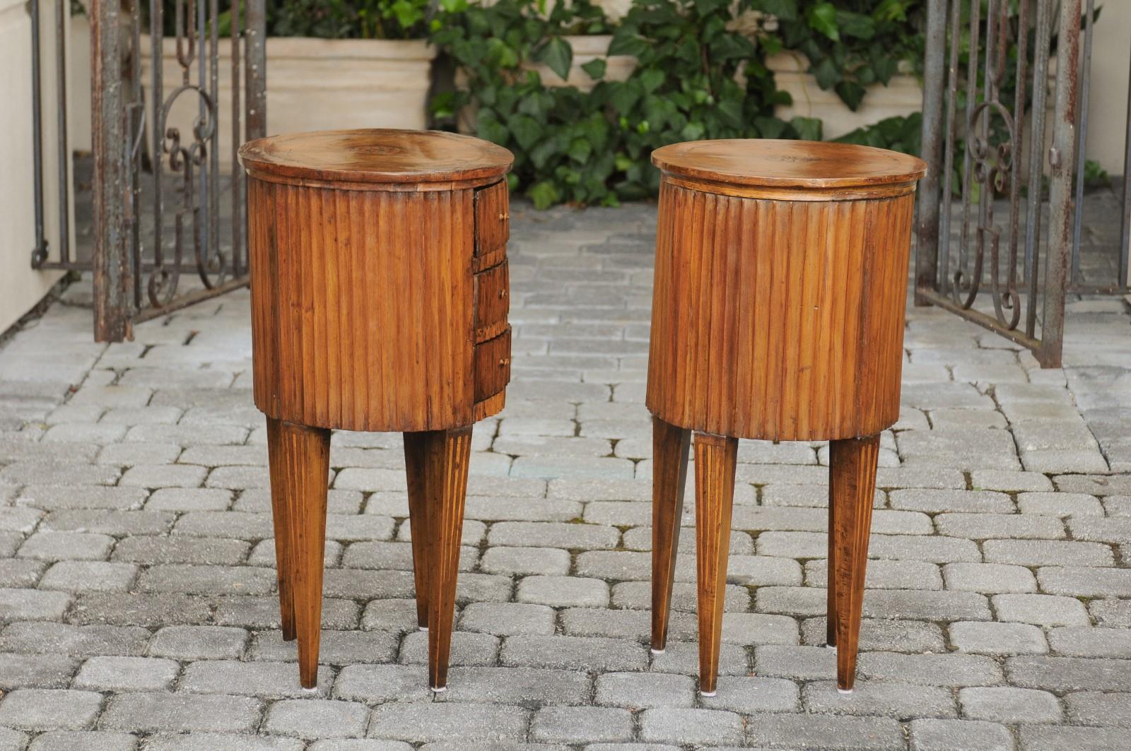 Pair of Italian 1820s Neoclassical Fluted End Tables with Marquetry Decor 8