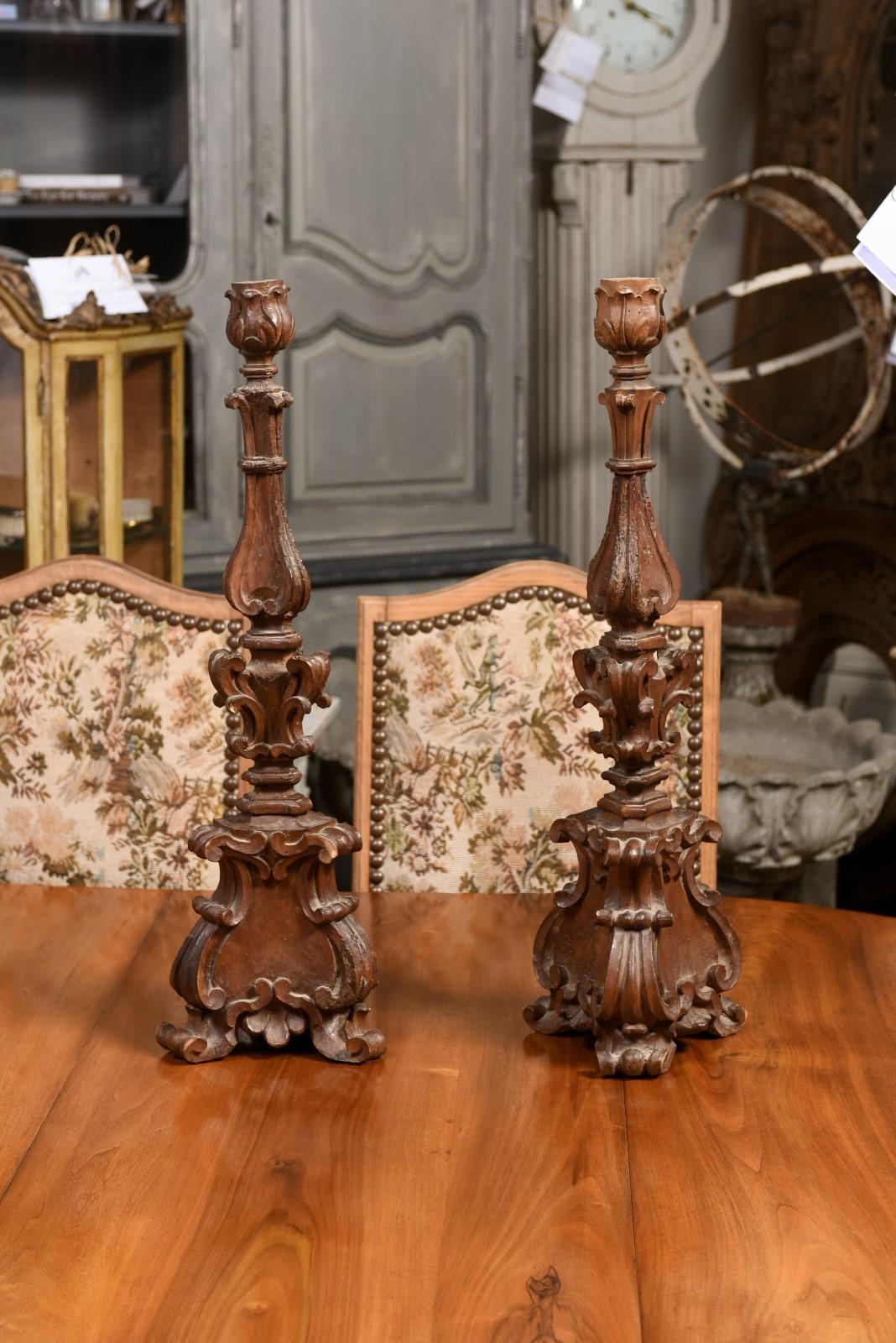 Pair of Italian 17th Century Baroque Period Altar Candlesticks with Carved Décor For Sale 8