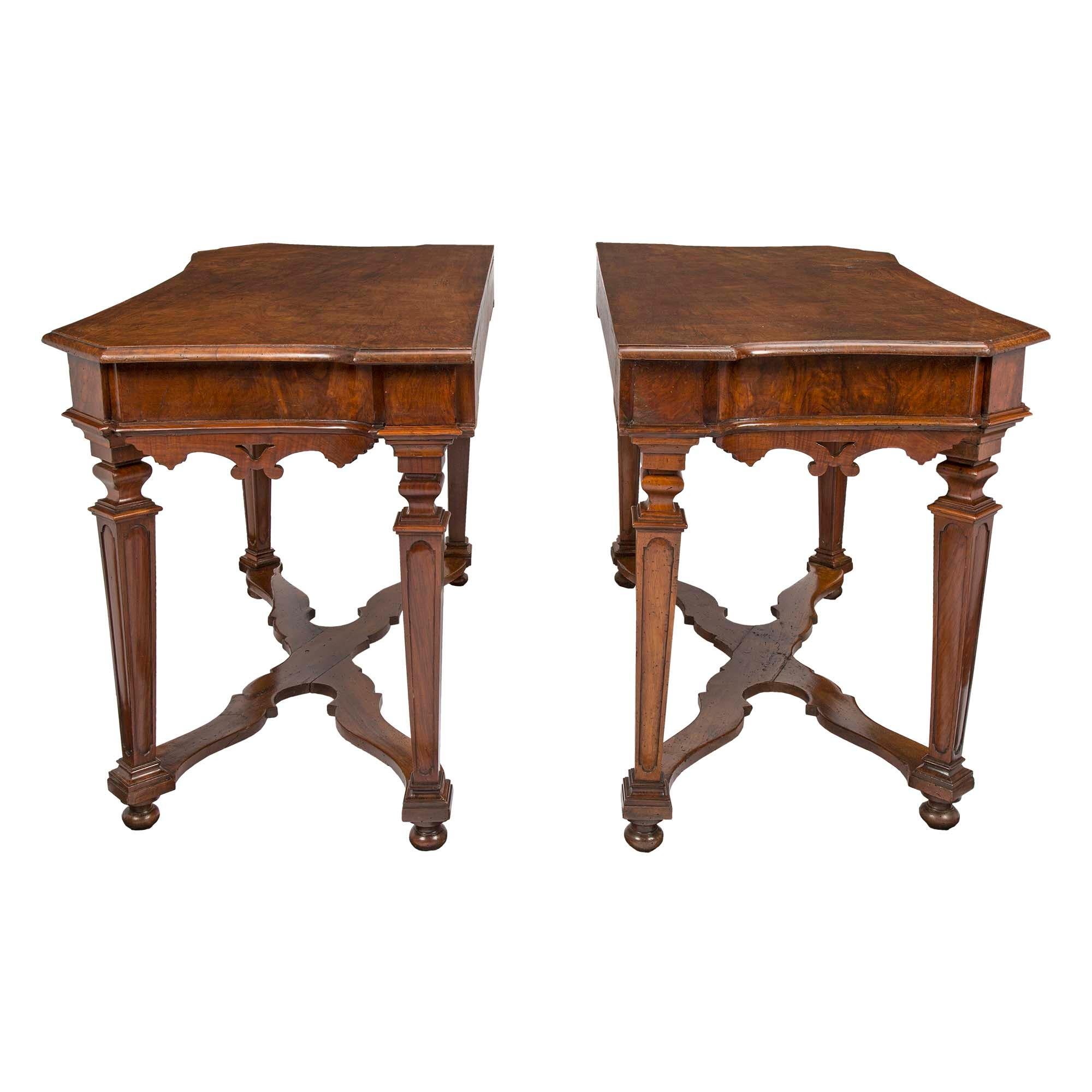 Walnut Pair of Italian 17th Century Louis XIV Period Console/Center Tables For Sale
