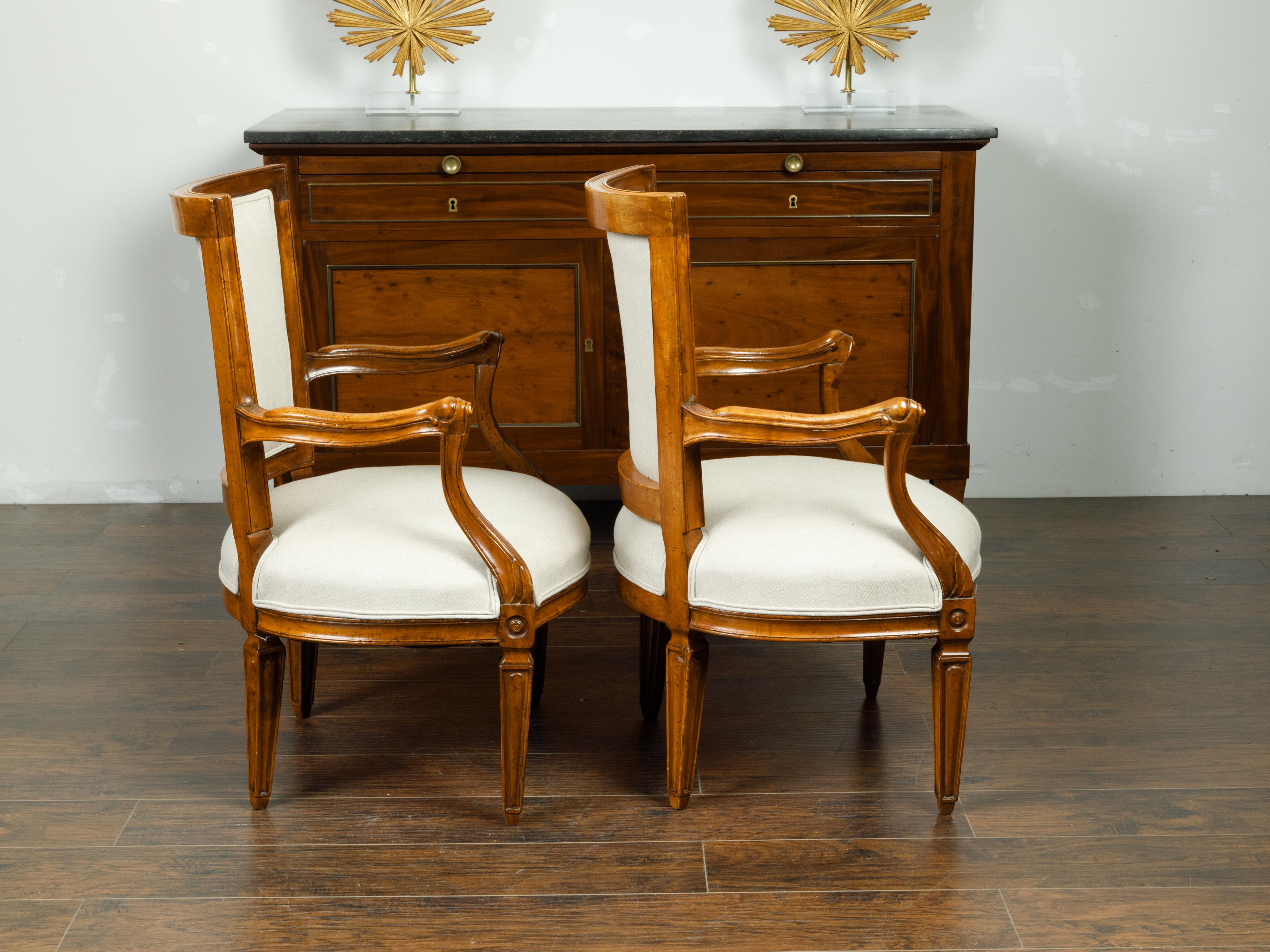 19th Century Pair of Italian 1860s Walnut Armchairs with Tapered Legs and New Upholstery For Sale