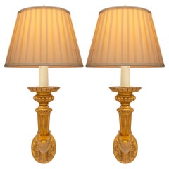 Paire d'appliques baroques italiennes du 18ème siècle en bois doré, Bras de Lumière