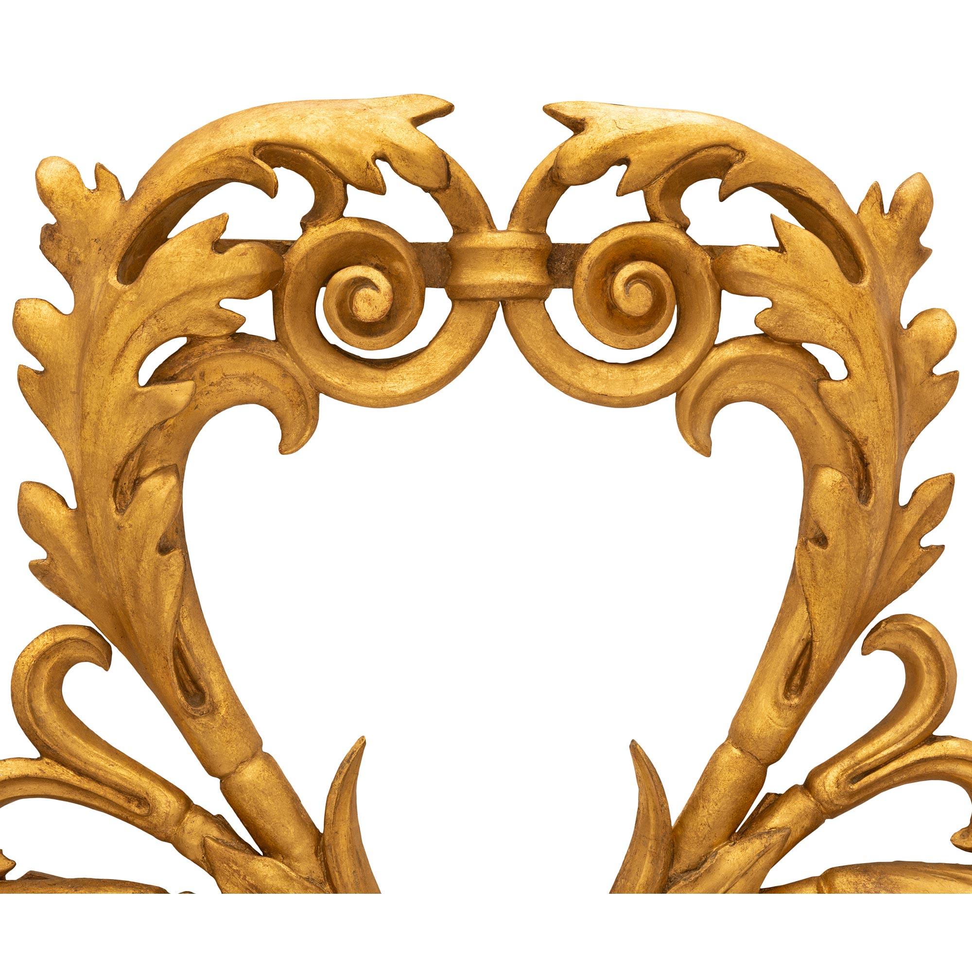 Pair Of Italian 18th Century Baroque St. Giltwood Wall Decor In Good Condition For Sale In West Palm Beach, FL