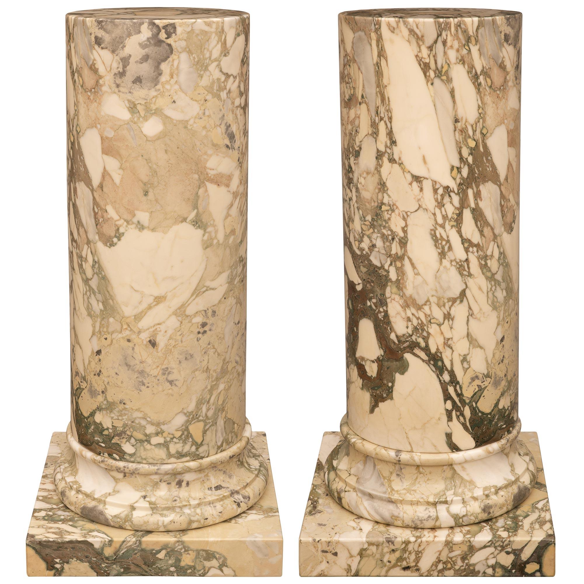 Paire de colonnes italiennes en marbre Breccia Sarda Venata du 18ème siècle en vente 3