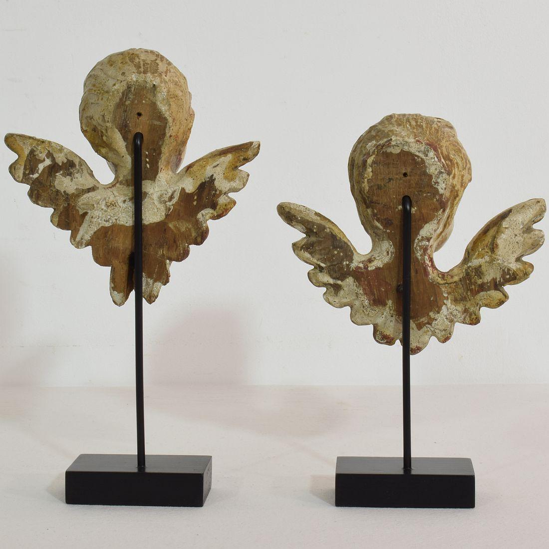 Pair of Italian 18th Century Carved Wooden Baroque Angel Heads 1
