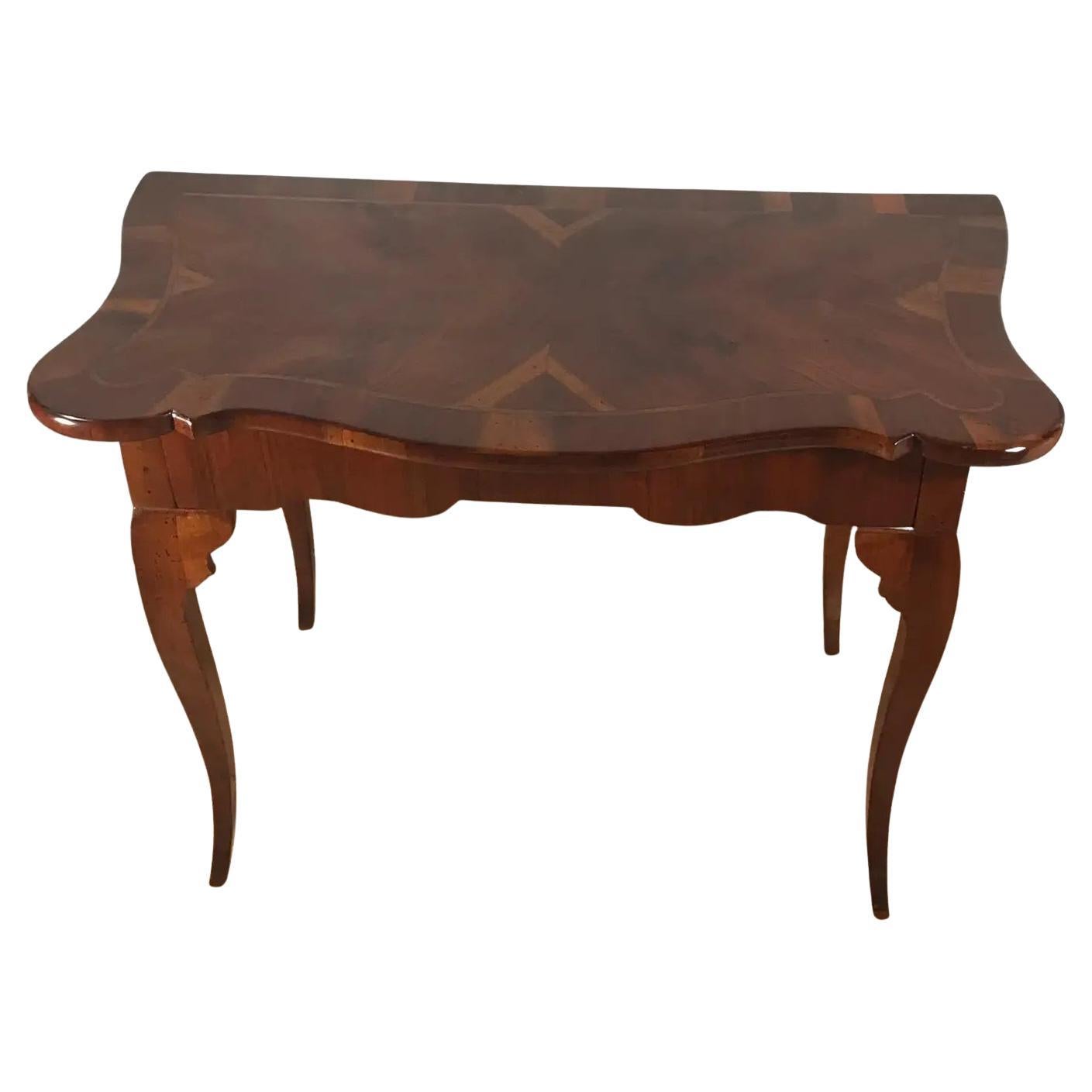 Walnut Pair of Italian 18th century Console Tables For Sale