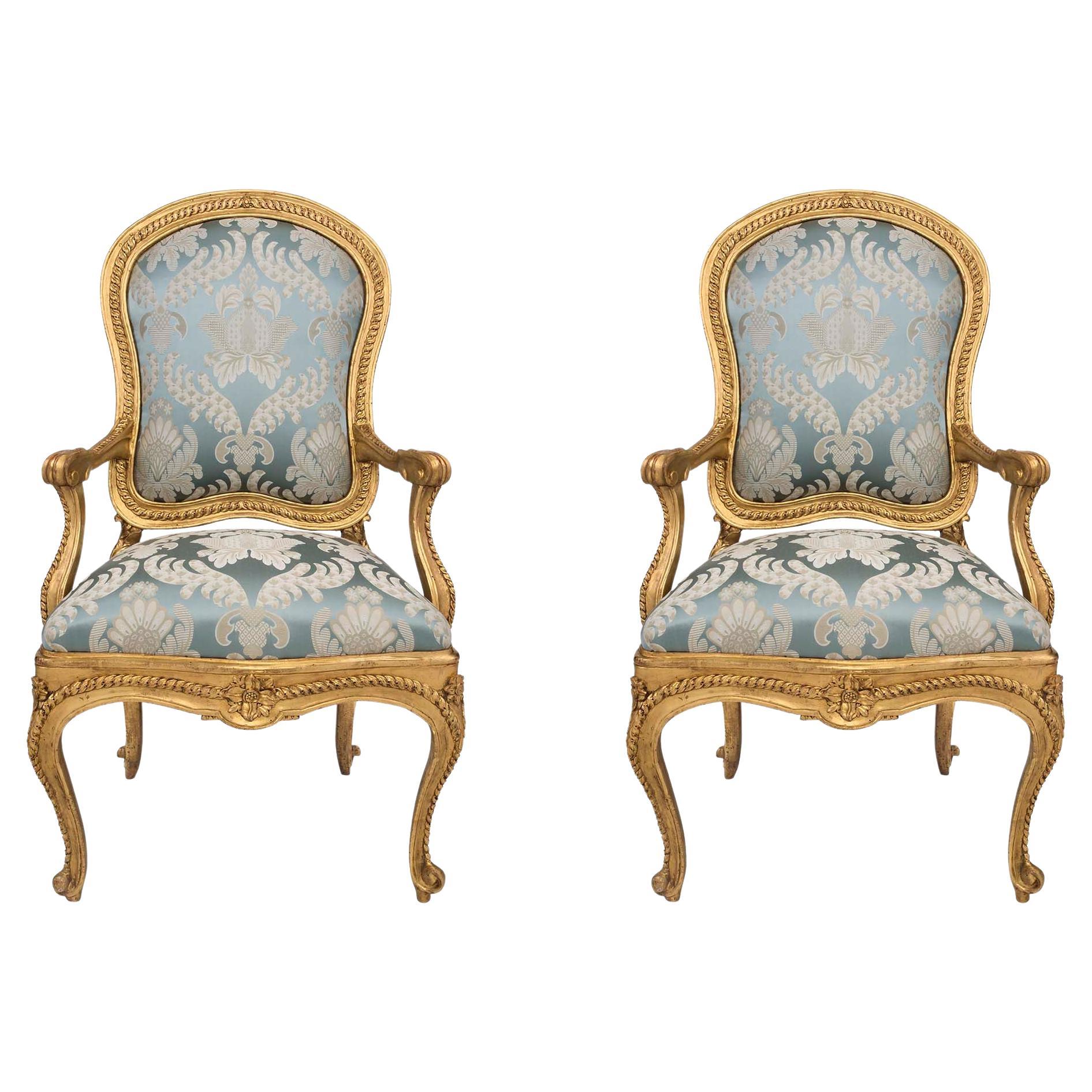 Pair of Italian 18th Century Louis XV Style Throne Giltwood Armchairs �À Chassis