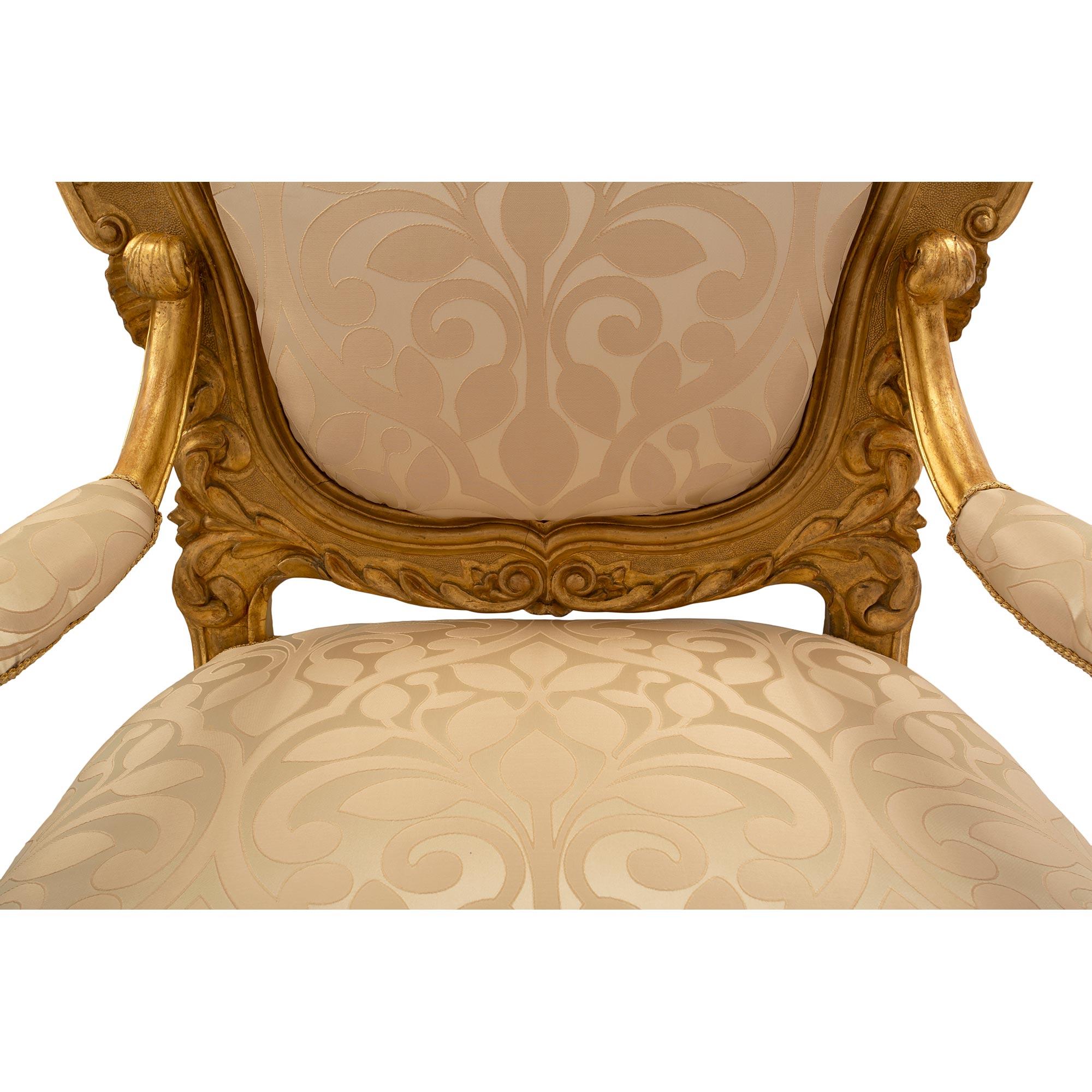 Pair of Italian 18th Century Louis XV/XVI Giltwood Throne Armchairs For Sale 4