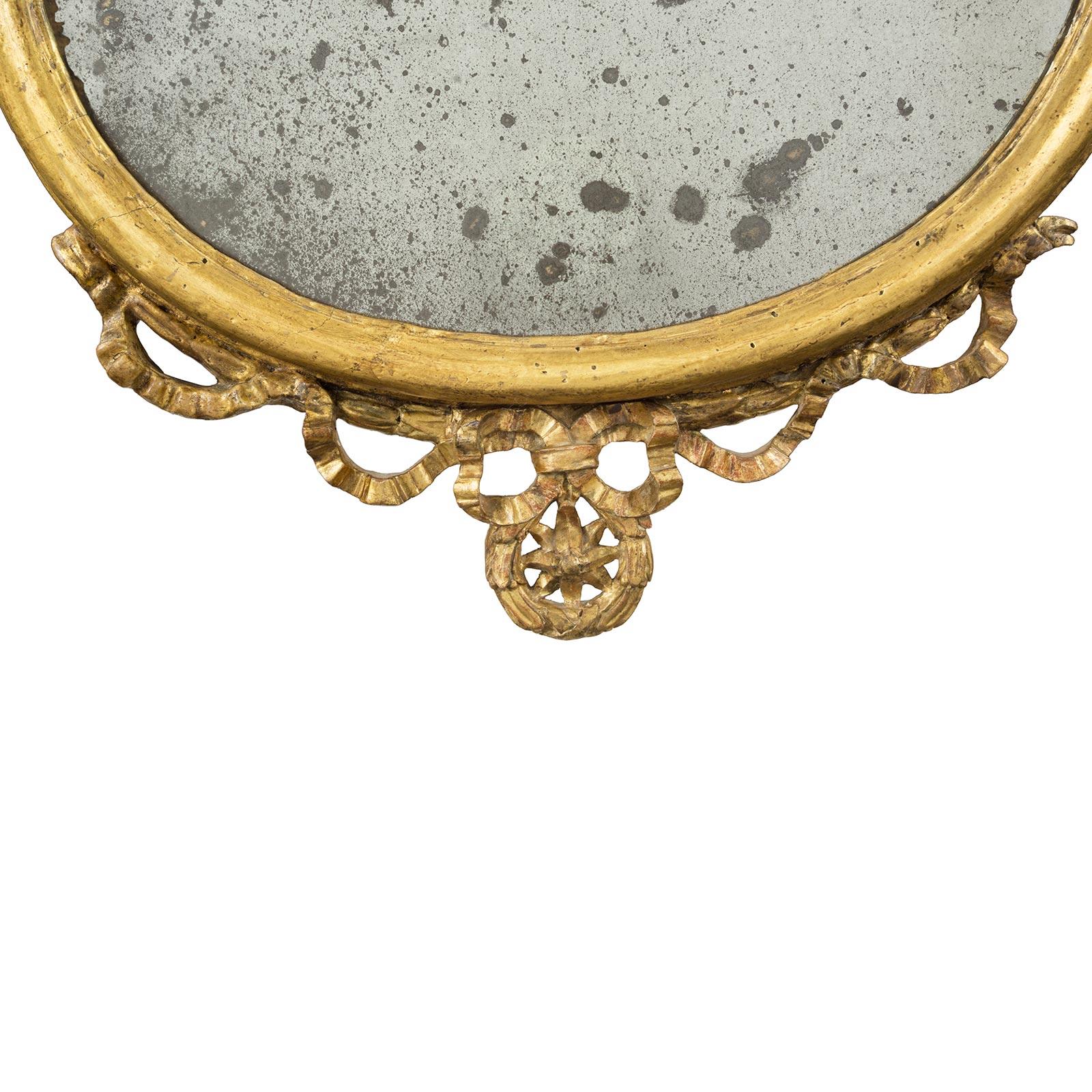 Miroir Paire de miroirs italiens en bois doré d'époque Louis XVI du 18ème siècle en vente