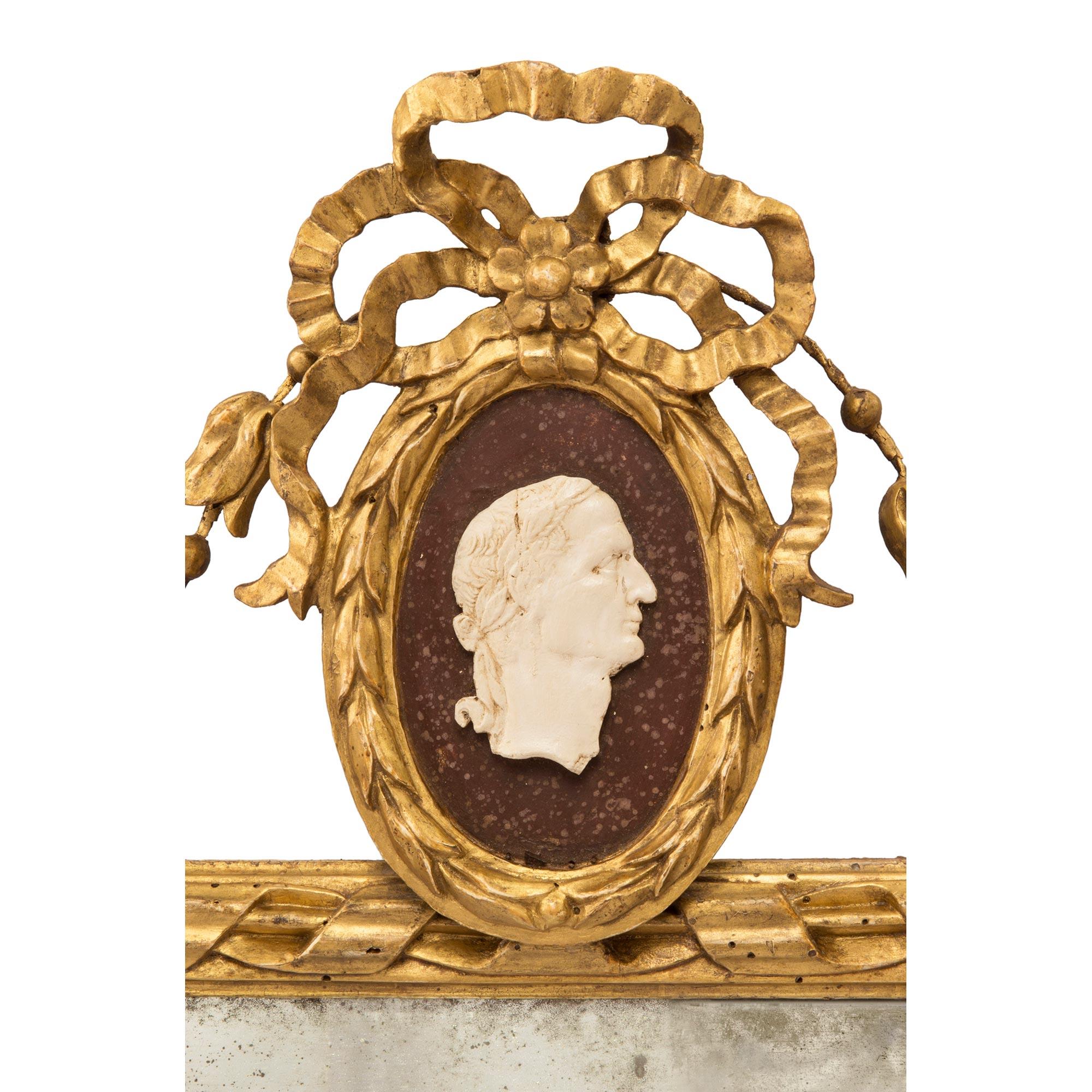 XVIIIe siècle et antérieur Paire de miroirs italiens d'époque Louis XVI du 18ème siècle en vente