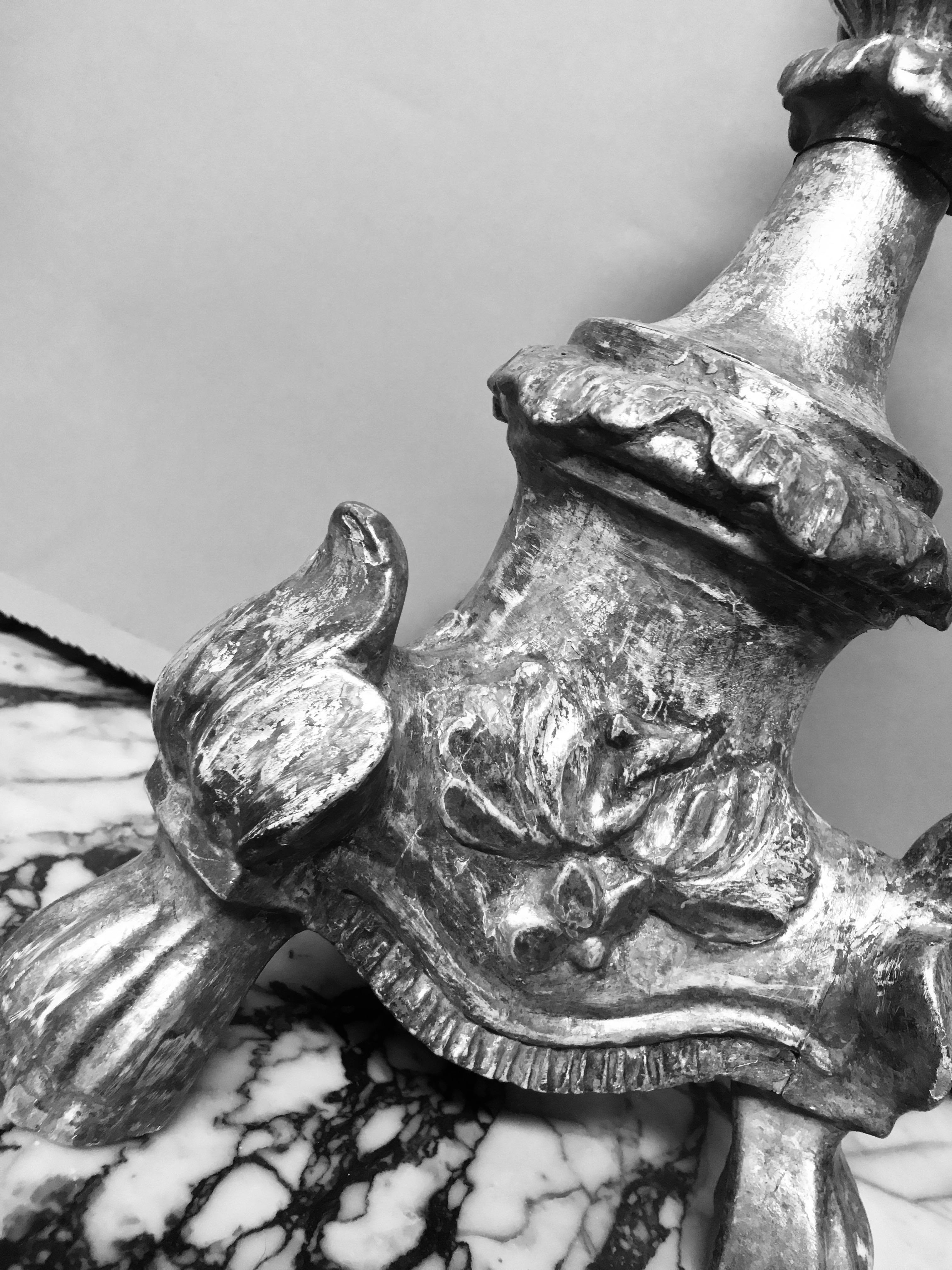 Pair of Italian 18th Century Silver Leaf Lamps 1