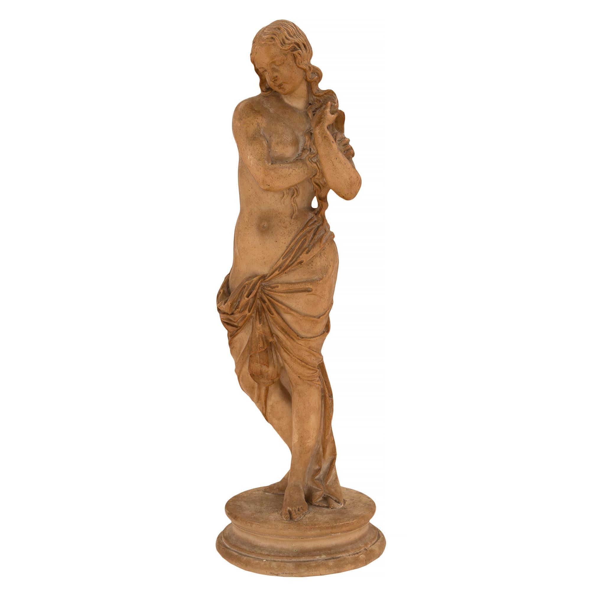 Terracotta Pair of Italian 18th Century Terra Cotta Statues For Sale