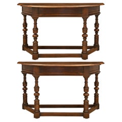 Pair of Italian 18th Century Tuscan Consoles in Walnut