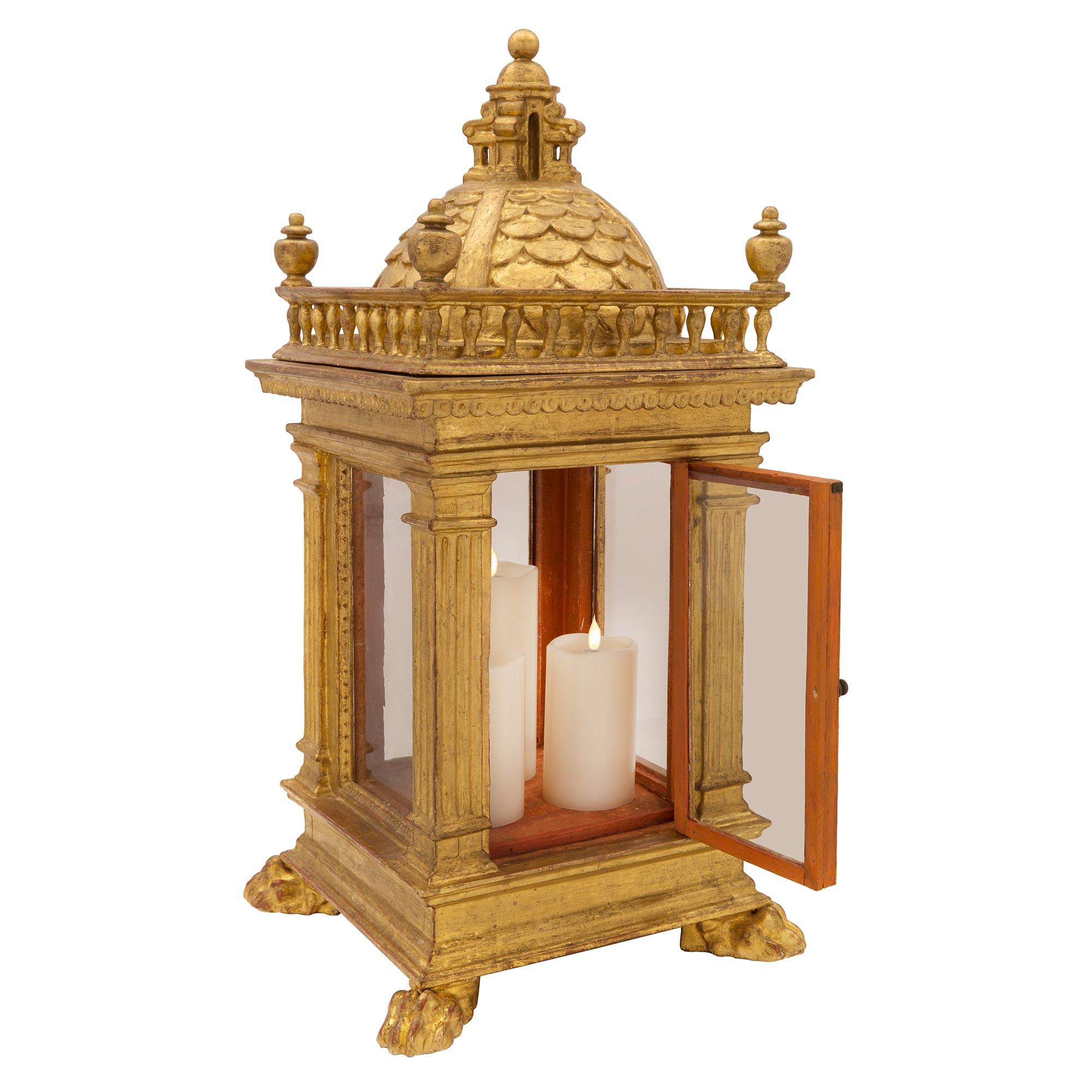 Pair of Italian 18th Century Tuscan St. Giltwood Lanterns, circa 1750 In Good Condition For Sale In West Palm Beach, FL