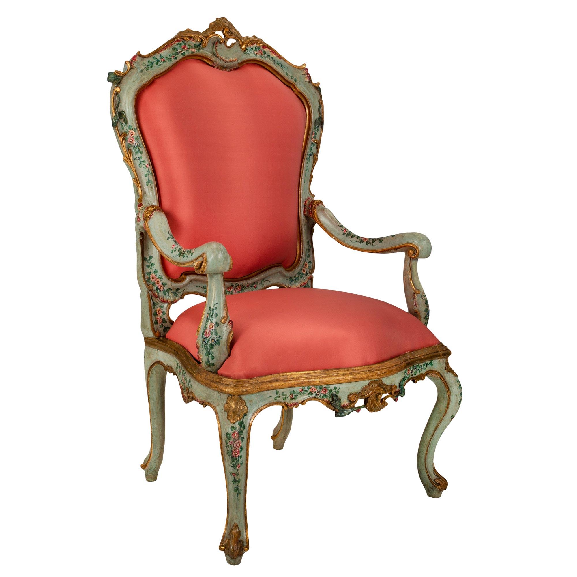 Pair of Italian 18th Century Venetian Patinated and Mecca Armchairs In Good Condition For Sale In West Palm Beach, FL