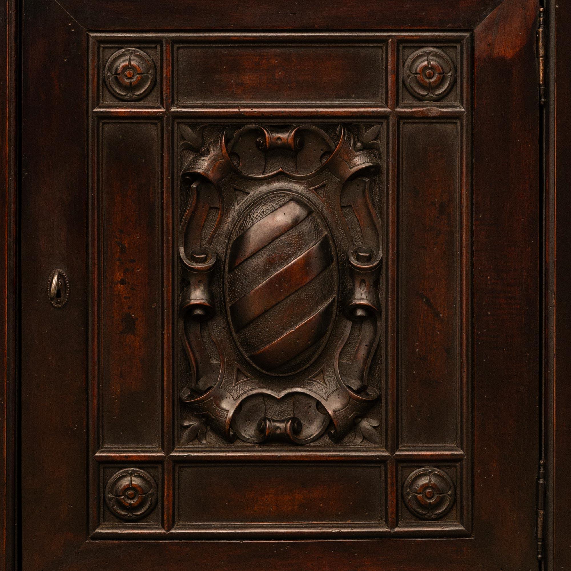 Pair of Italian 18th Century Walnut Buffets, from Northern Italy For Sale 4