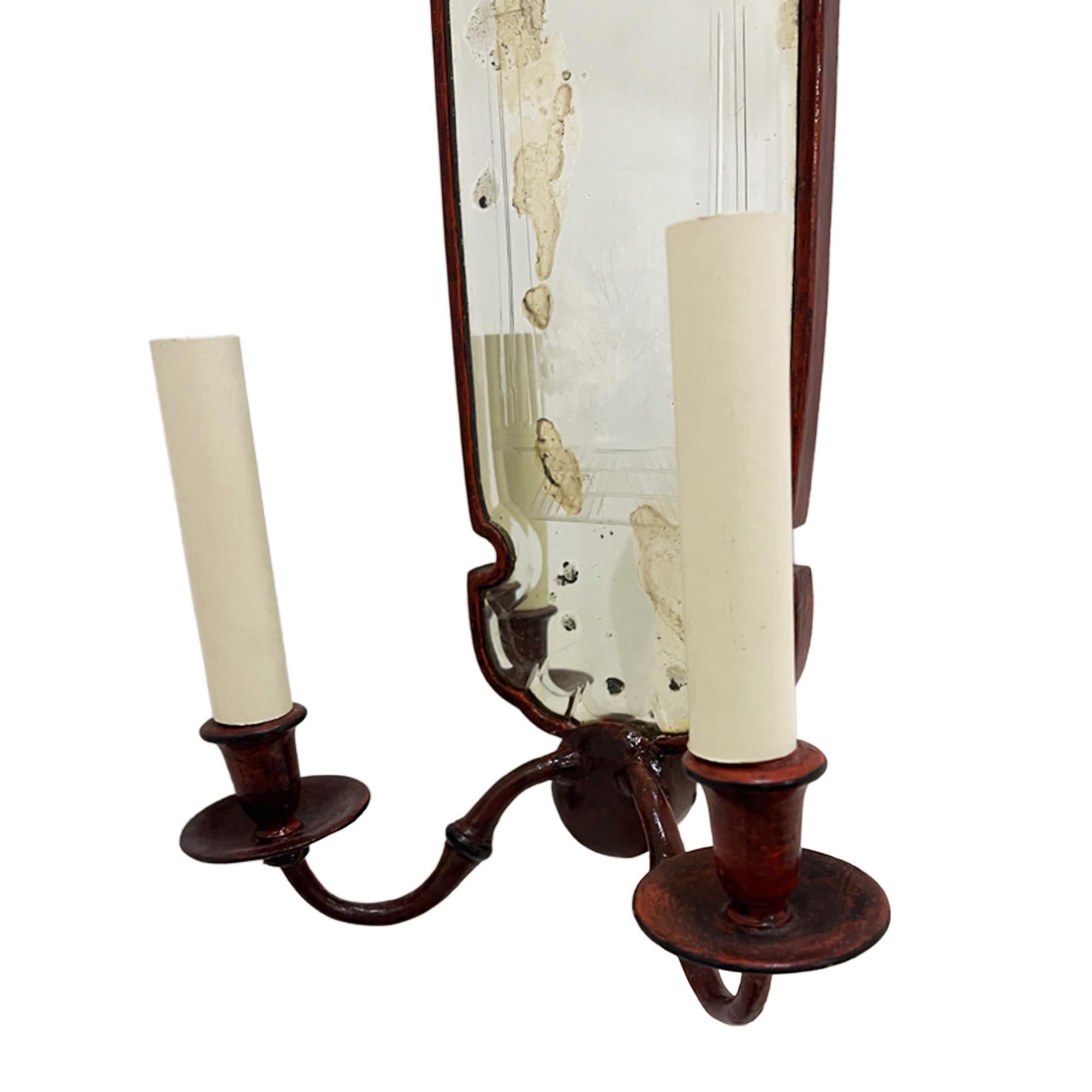 Early 20th Century Pair of Italian 1920s Wall Sconces For Sale