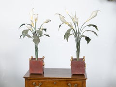 Pair of Italian 1930s Tôle Calla Lillies Sculptures in Red and Gold Containers