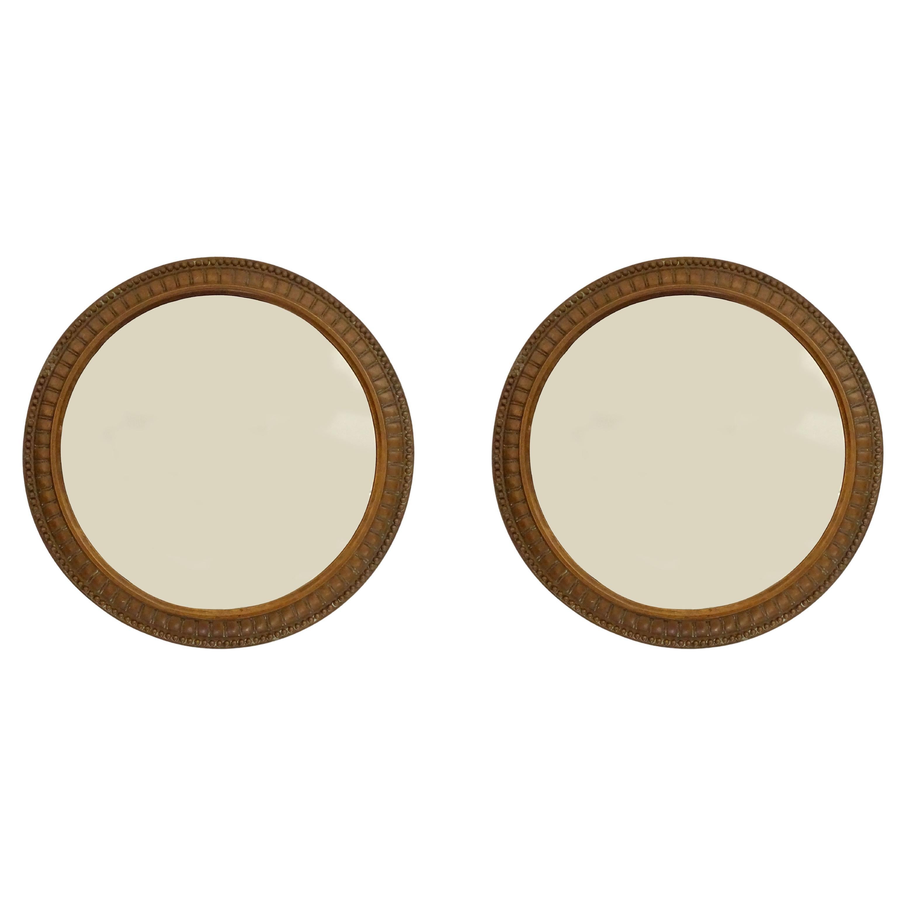 Pair of Italian 1940s Hammered Copper Round Wall Mirrors For Sale
