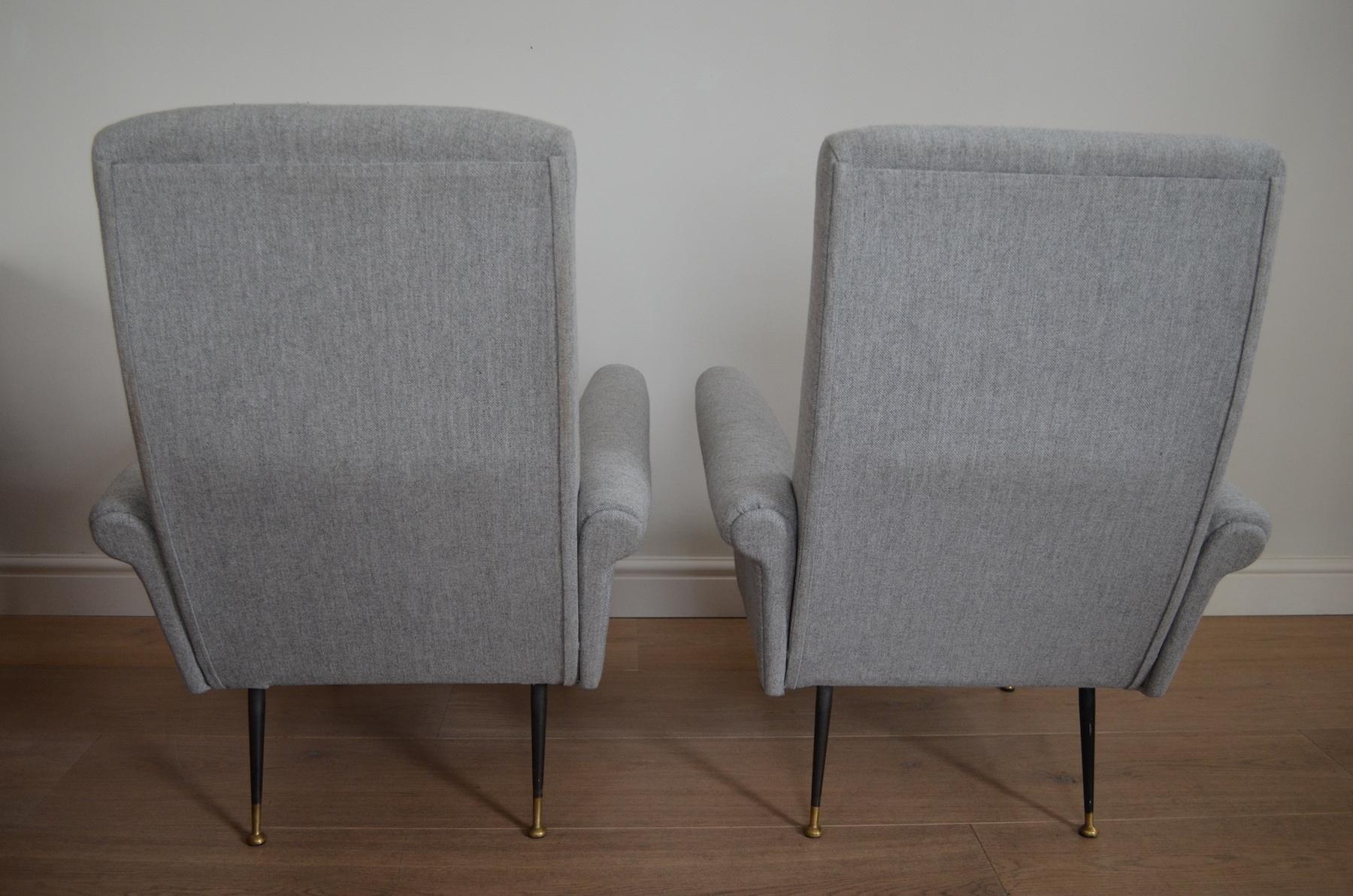 20th Century Pair of Italian 1950s Armchairs For Sale