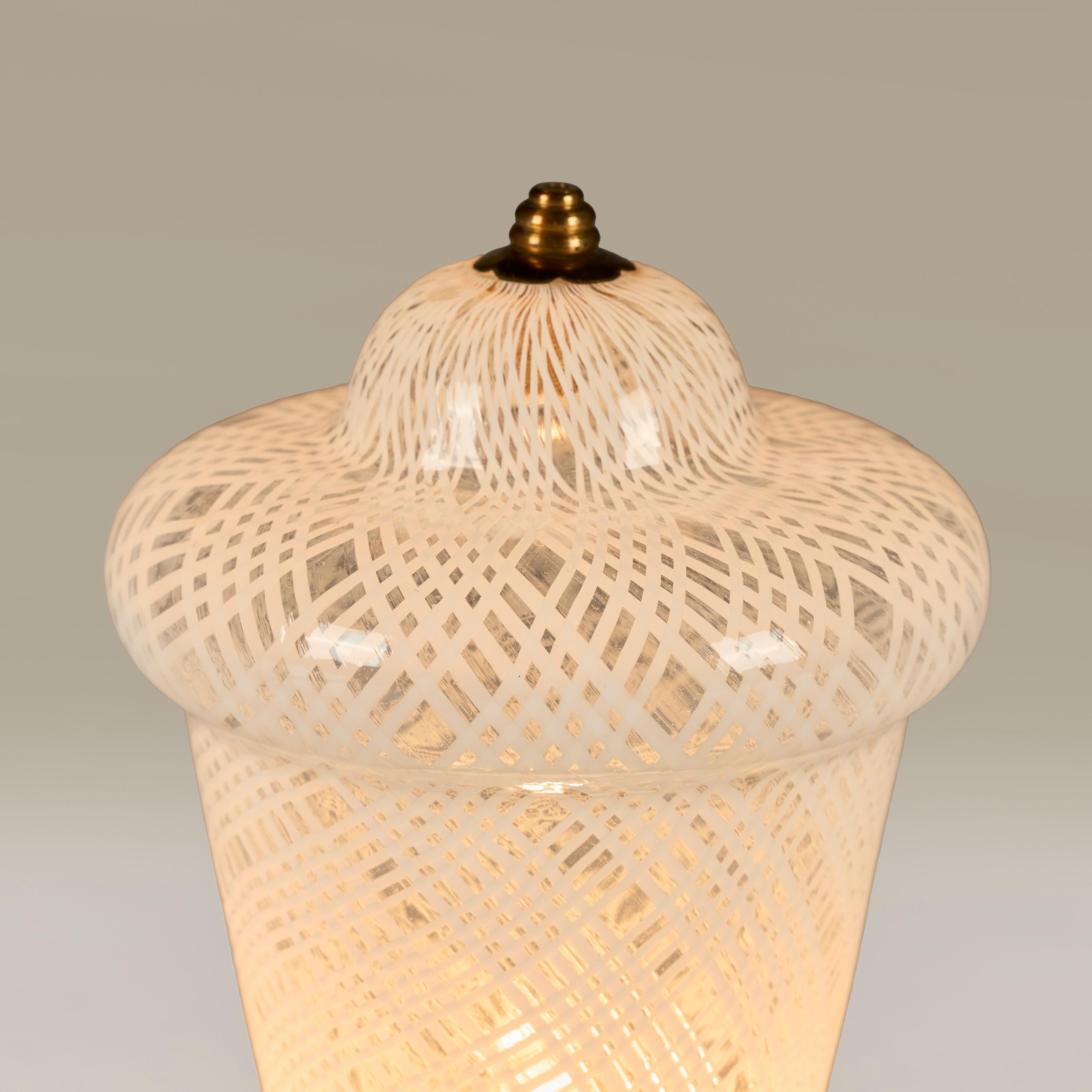 Brass Pair of Italian 1950s brass and Murano Reticello table lights For Sale