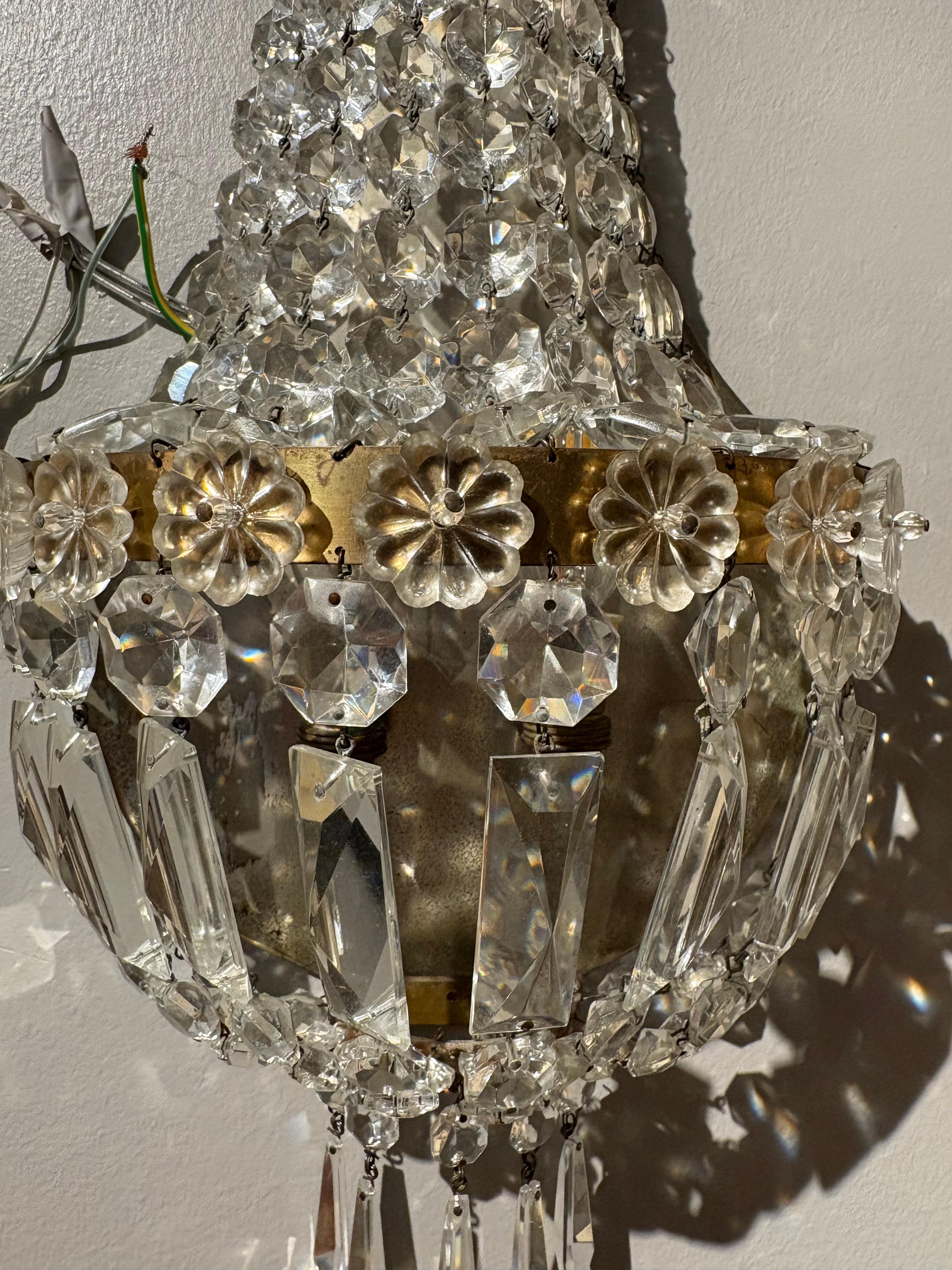 Ottone Coppia di lampade italiane in stile impero degli anni '50 in vendita