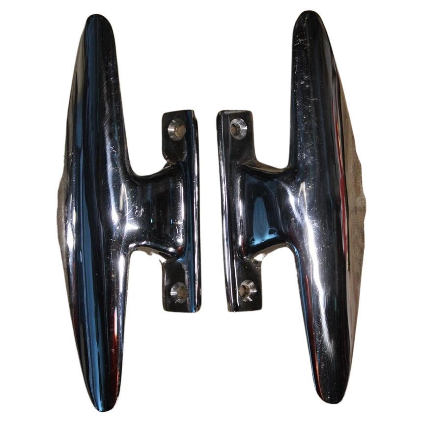 Pair of Italian 1950s Handles in Chromed Brass Airplane Tail Silver For Sale