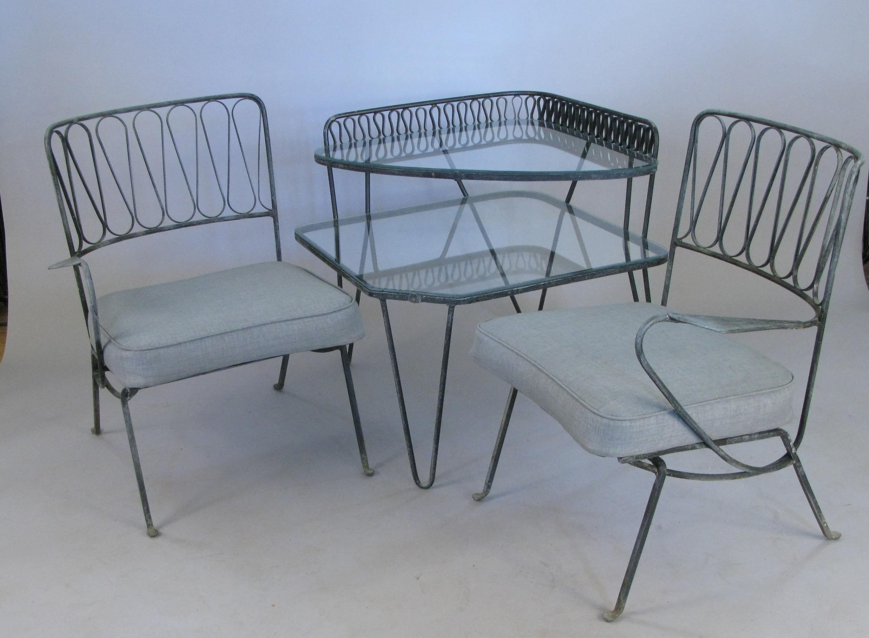 American Pair of Italian 1950s Lounge Chairs and Table by Salterini