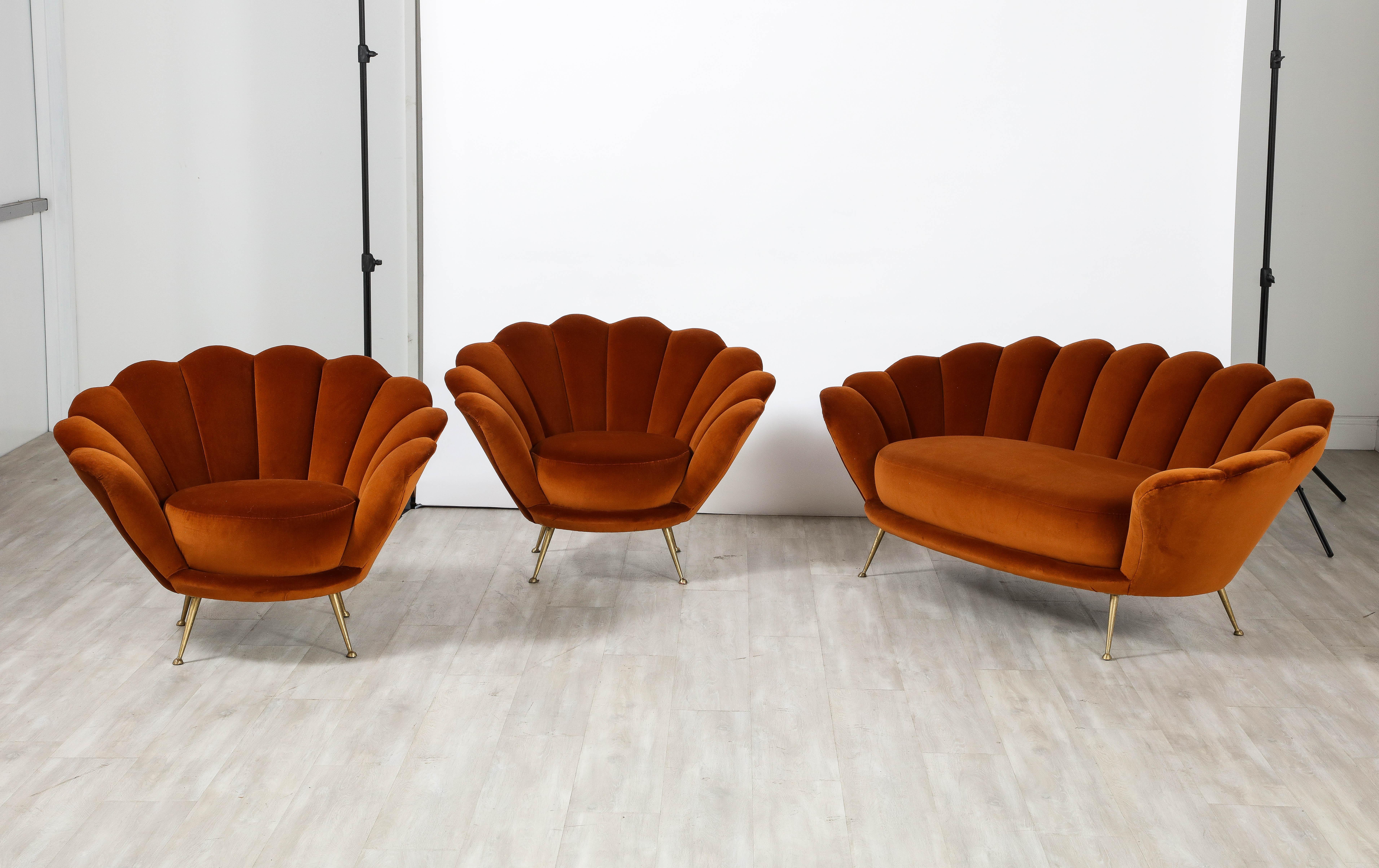 Paire de chaises longues italiennes des années 1950 en velours festonné en vente 5