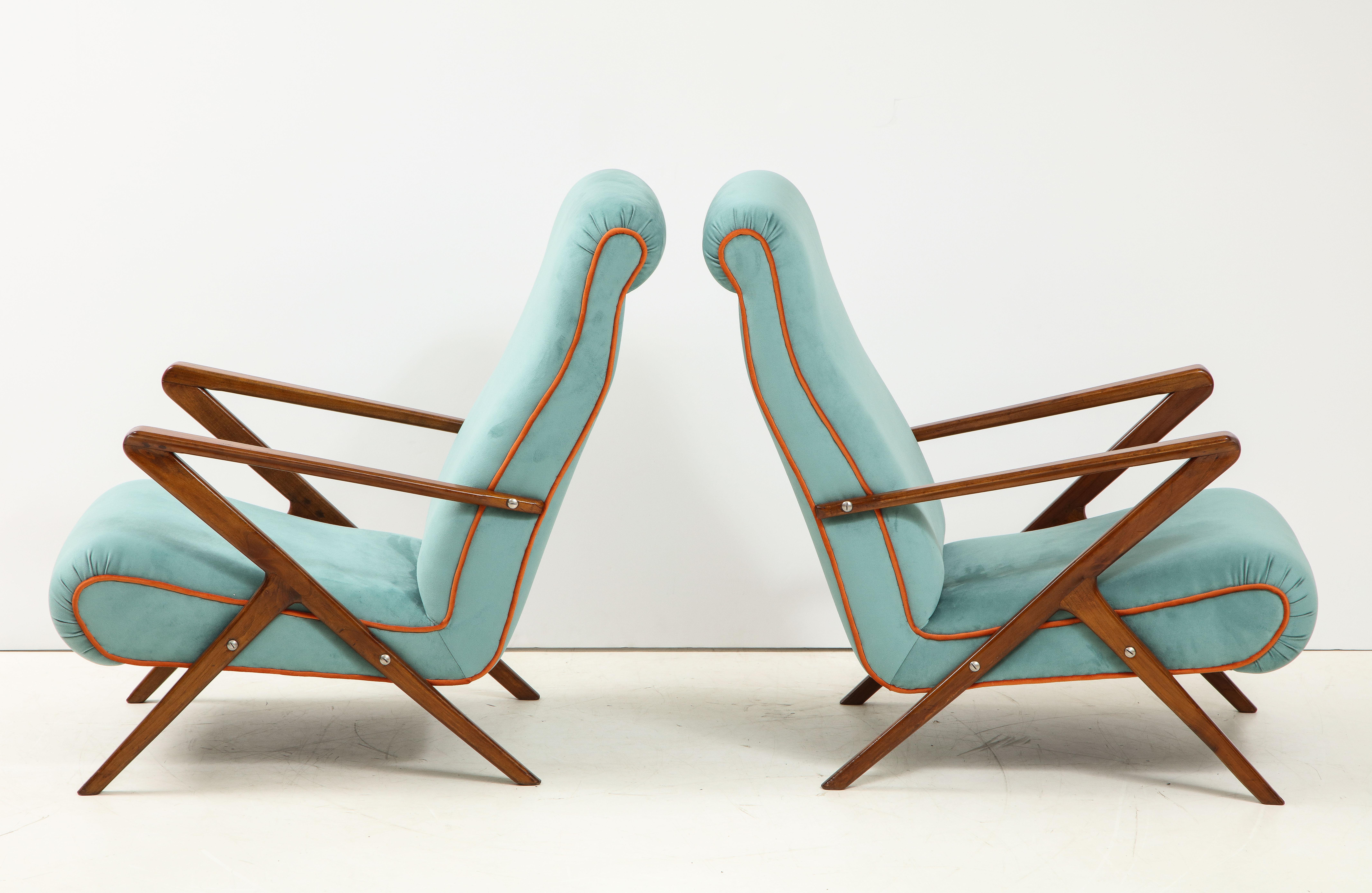 Pair of Italian 1950s Sculptural Walnut Upholstered Armchairs or Lounge Chairs 1