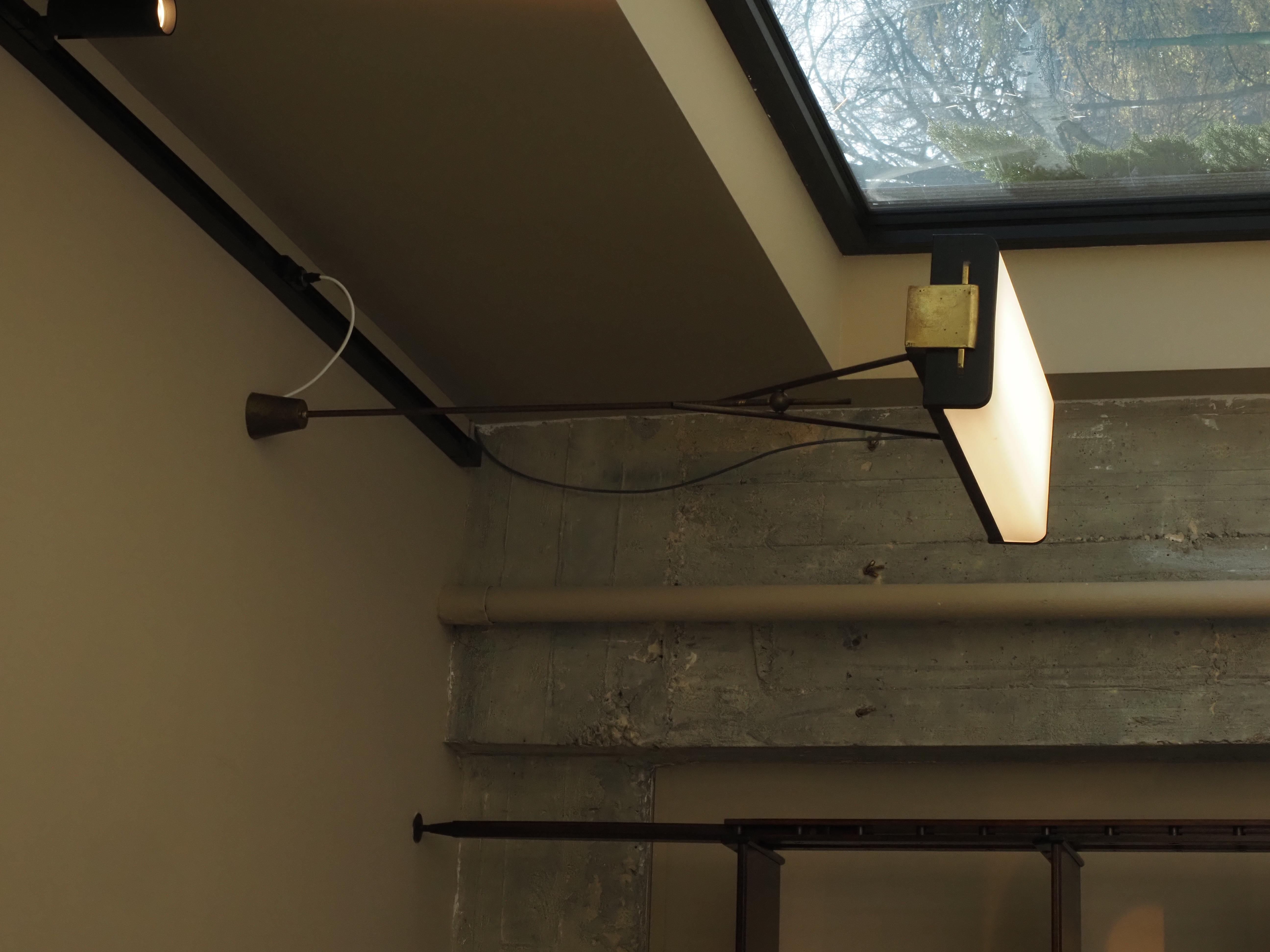 Coppia di lampade a sospensione italiane degli anni '60 in vendita 3