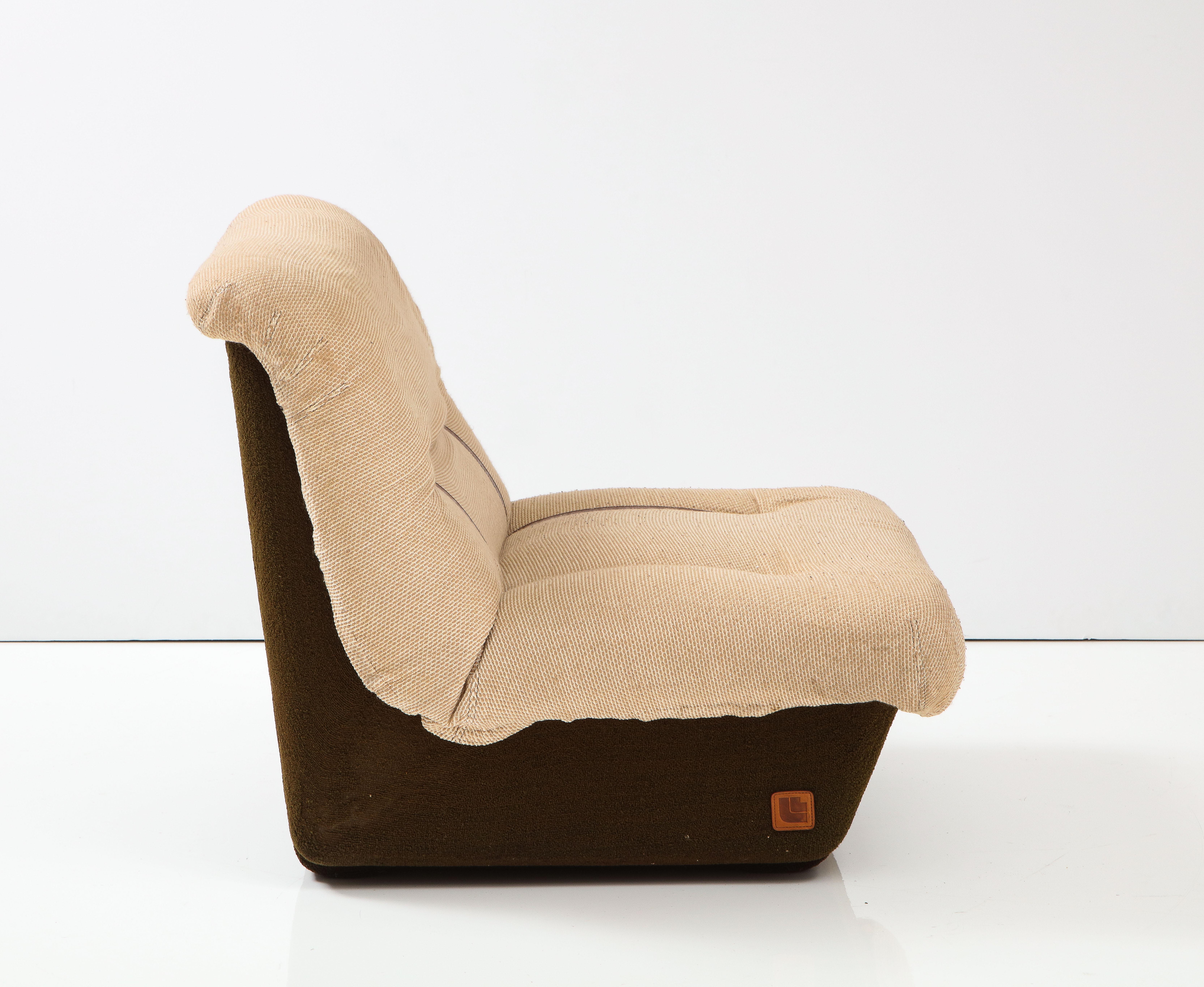 Pair of Italian 1970's Lounge Chairs by Lev & Lev For Sale 3