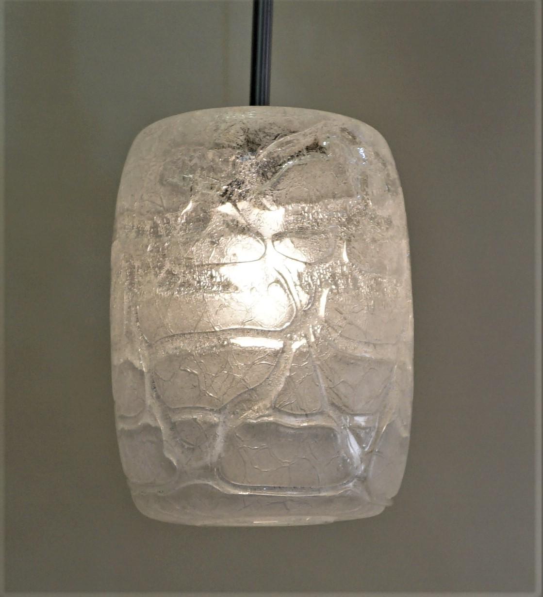 Pair of Italian 1970s Texture Glass Pendant In Good Condition In Fairfax, VA