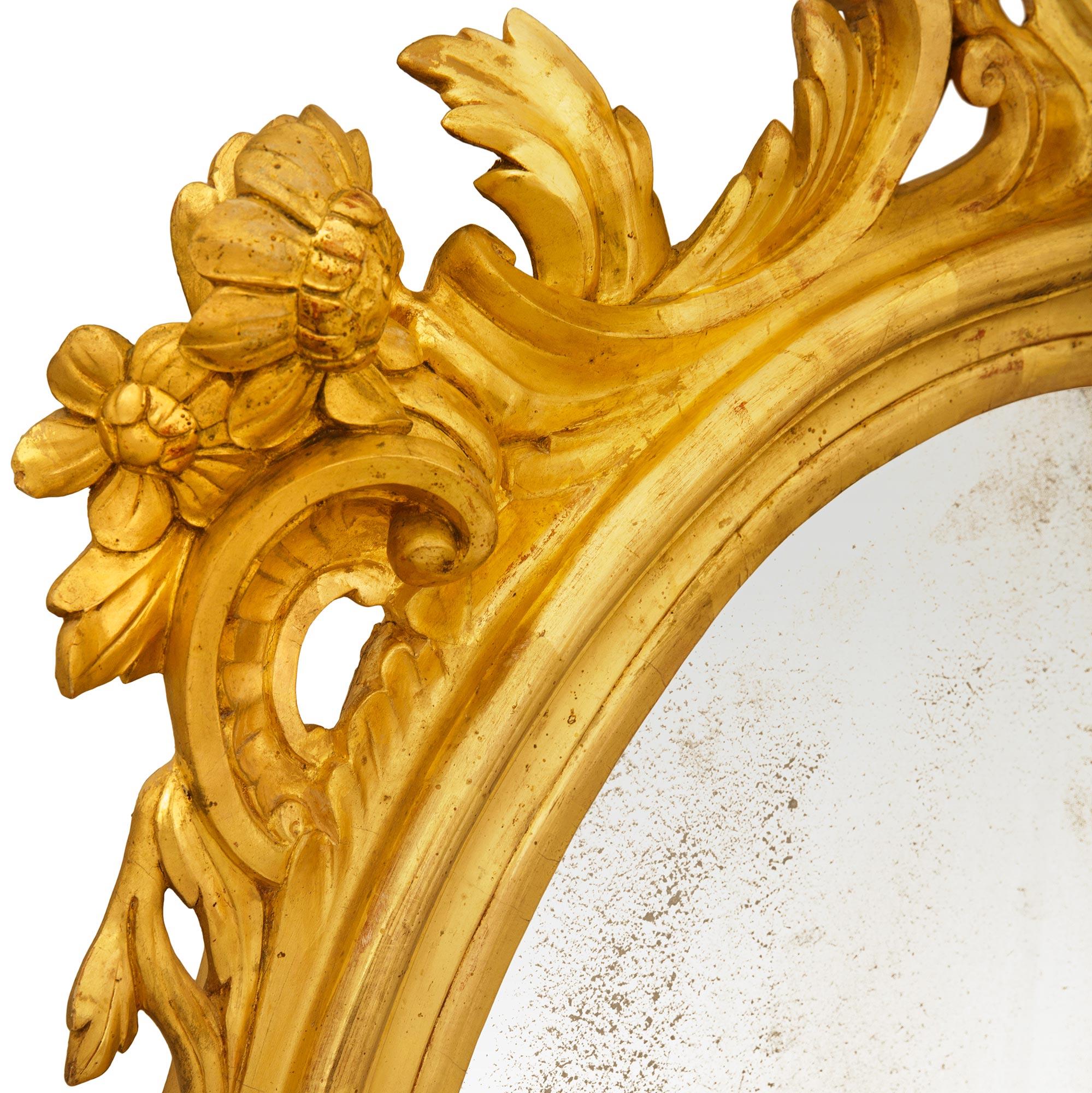 XIXe siècle paire de miroirs baroques italiens du 19ème siècle en bois doré en vente