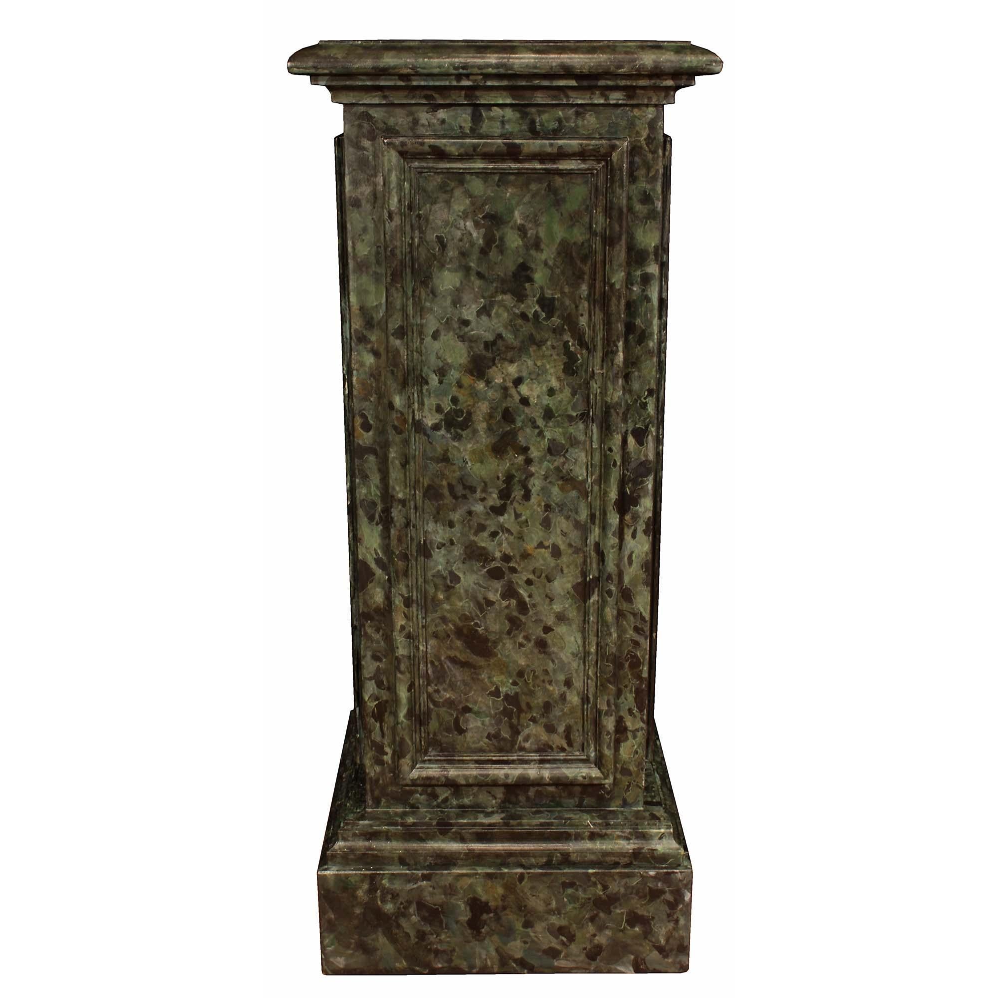 Pair of Italian 19th Century Classical Columns In Good Condition For Sale In West Palm Beach, FL