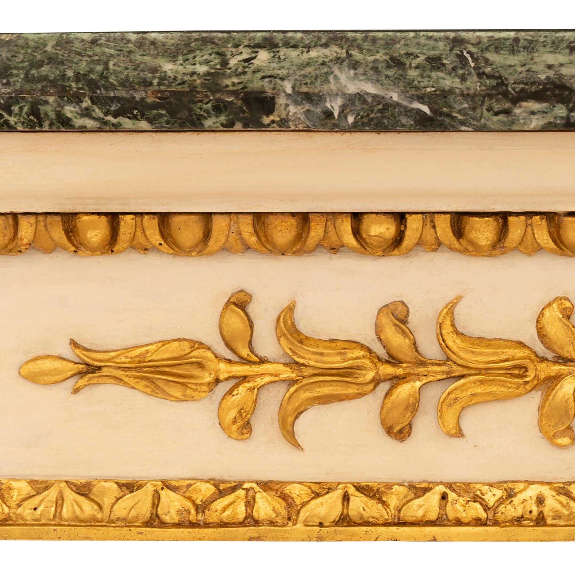 Paar italienische Empire-Konsolen des 19. Jahrhunderts aus Marmor, Holz und Giltwood im Angebot 4