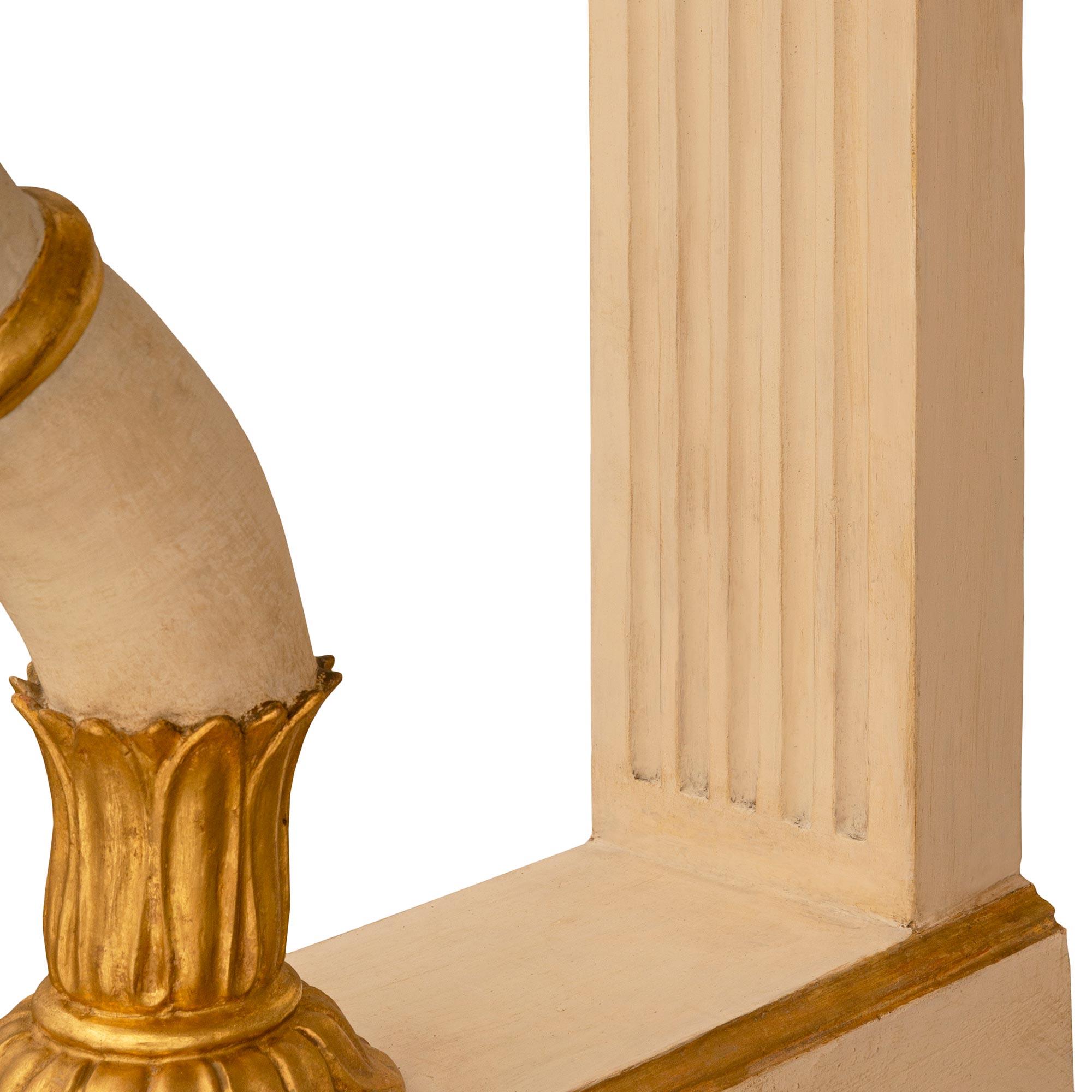 Paar italienische Empire-Konsolen des 19. Jahrhunderts aus Marmor, Holz und Giltwood im Angebot 6