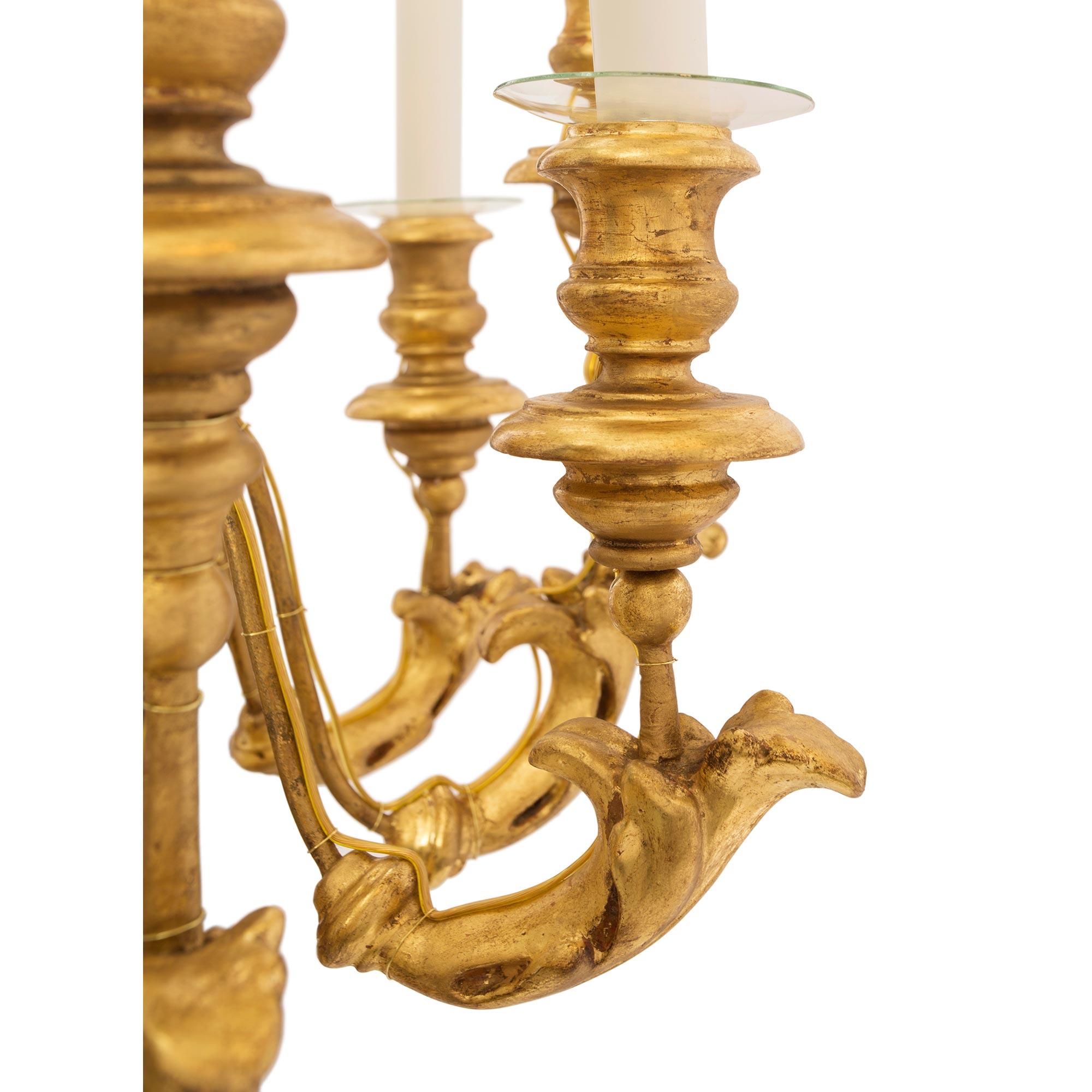Pair of Italian 19th Century Five-Arm Giltwood Tuscan Sconces For Sale 3