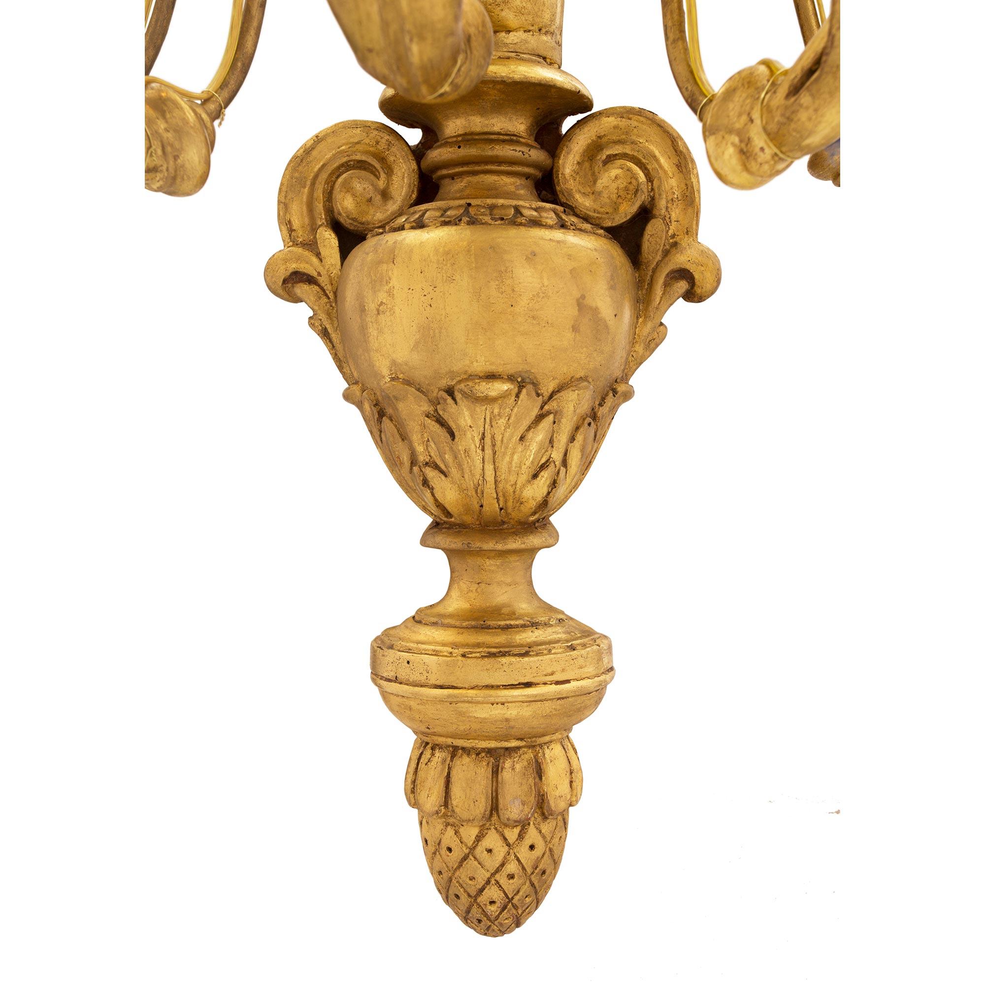Pair of Italian 19th Century Five-Arm Giltwood Tuscan Sconces For Sale 4